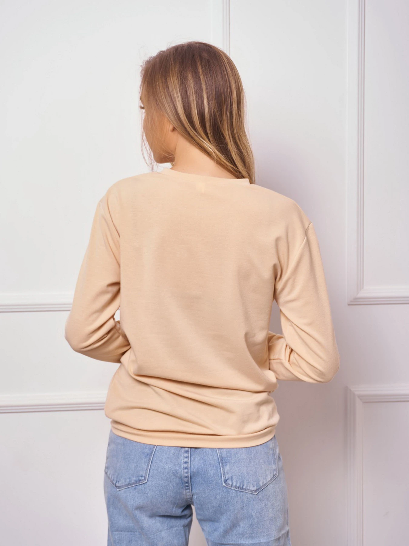 Худі та світшоти ISSA Plus модель 13270_beige Худі та світшоти ISSA Plus модель 13270_beige Фото