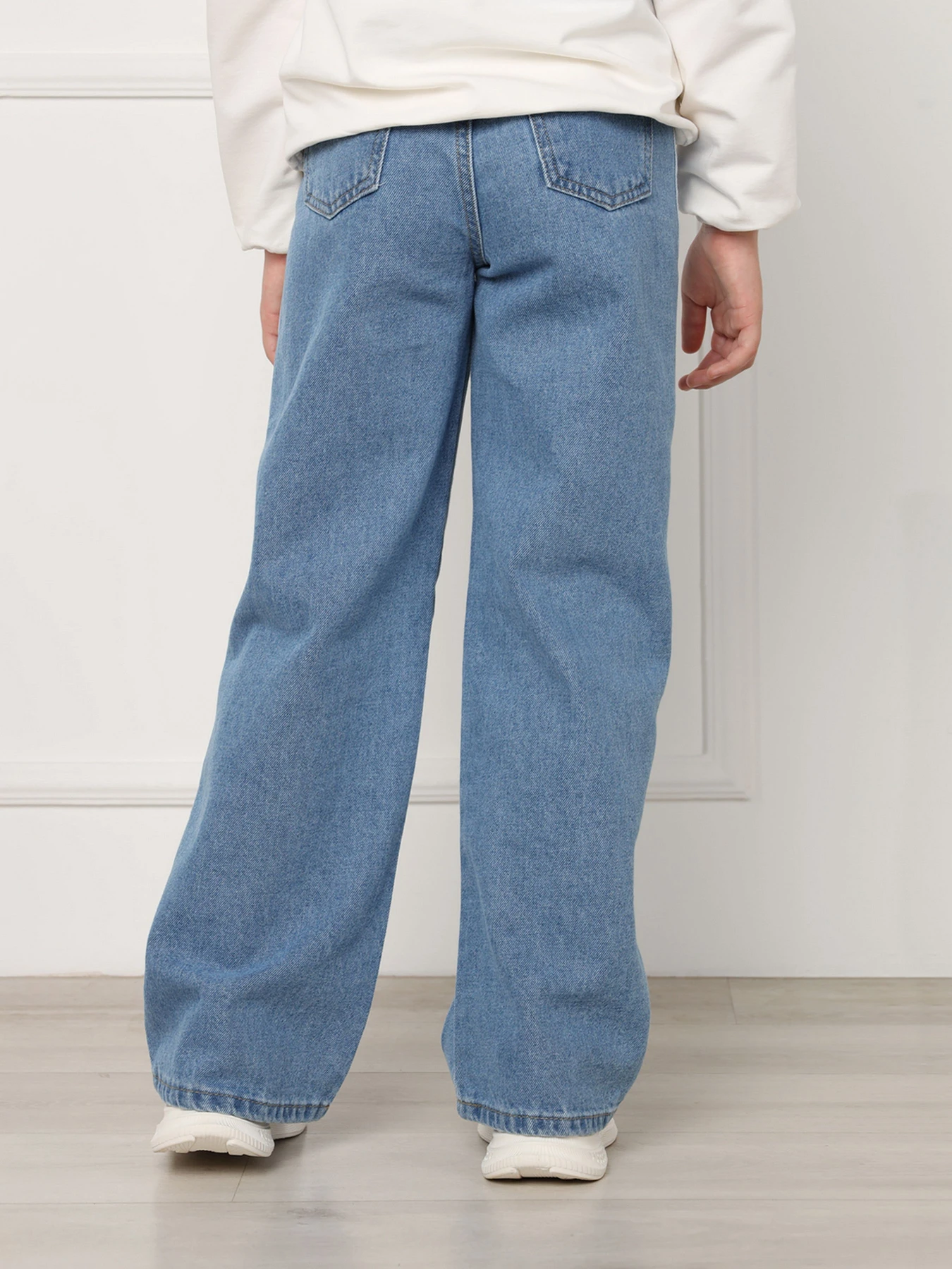 Джинсы YUKI модель ЦБ-00298797 Джинсы YUKI модель ЦБ-00298797 Фото