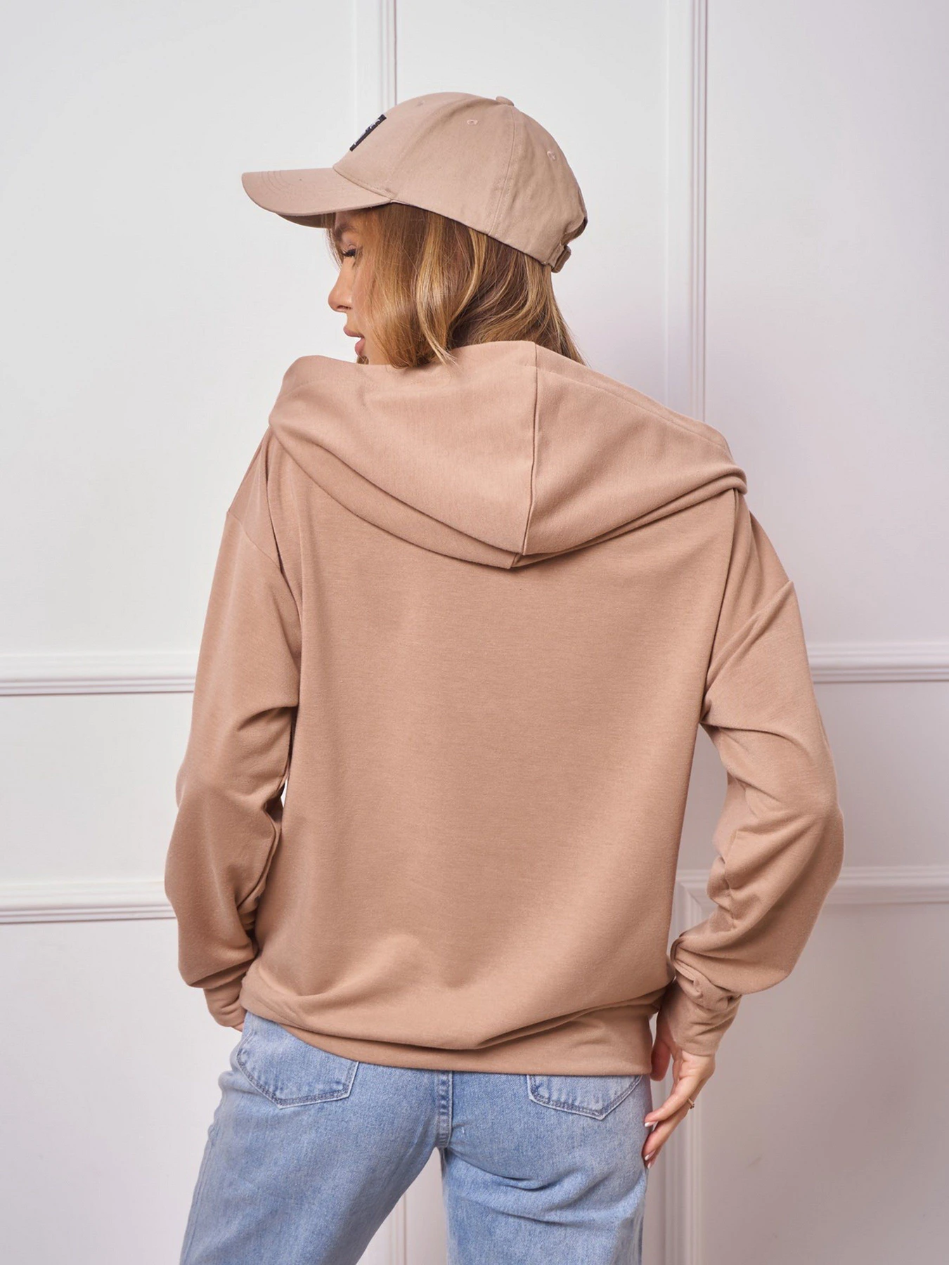 Худи и свитшоты ISSA Plus модель 13274_brown Худи и свитшоты ISSA Plus модель 13274_brown Фото