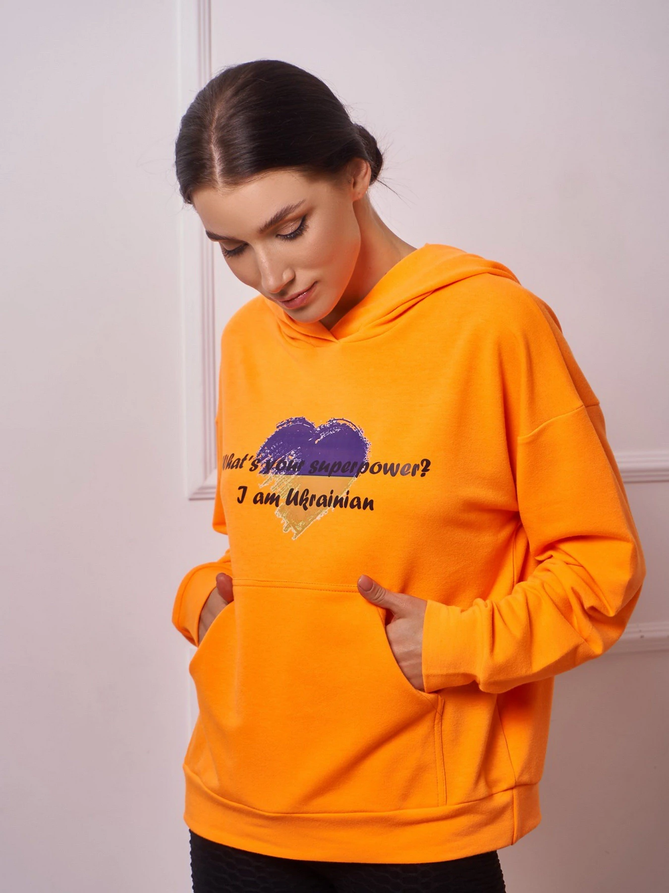 Худи и свитшоты ISSA Plus модель 13274_orange Худи и свитшоты ISSA Plus модель 13274_orange Фото