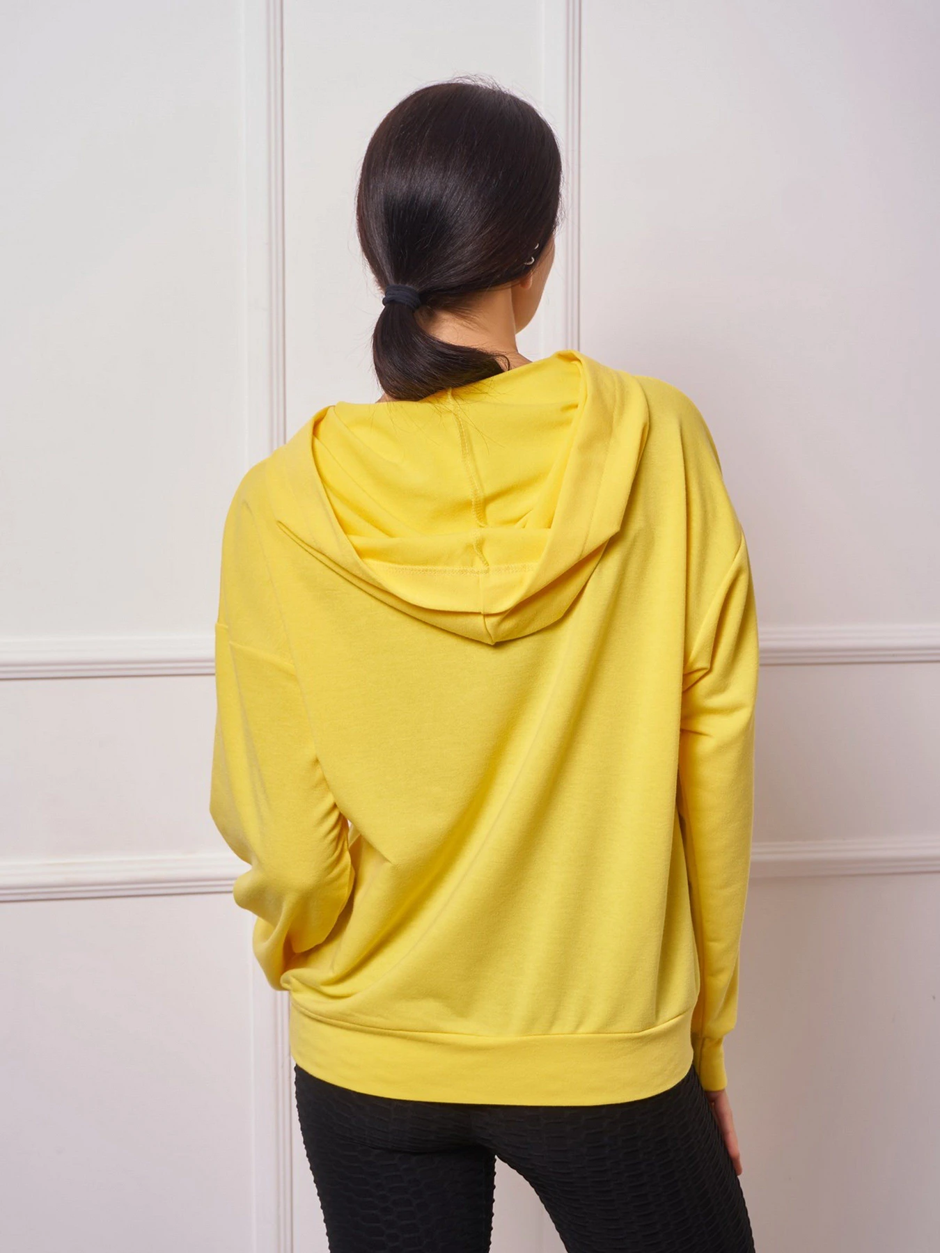 Худи и свитшоты ISSA Plus модель 13275_yellow Худи и свитшоты ISSA Plus модель 13275_yellow Фото