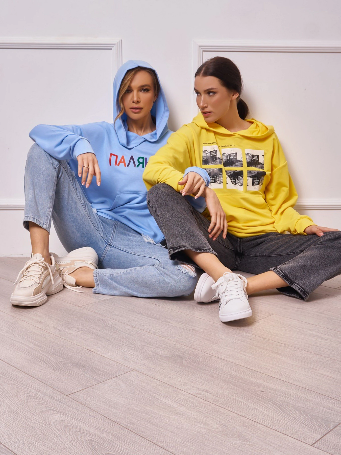 Худи и свитшоты ISSA Plus модель 13276_yellow Худи и свитшоты ISSA Plus модель 13276_yellow Фото