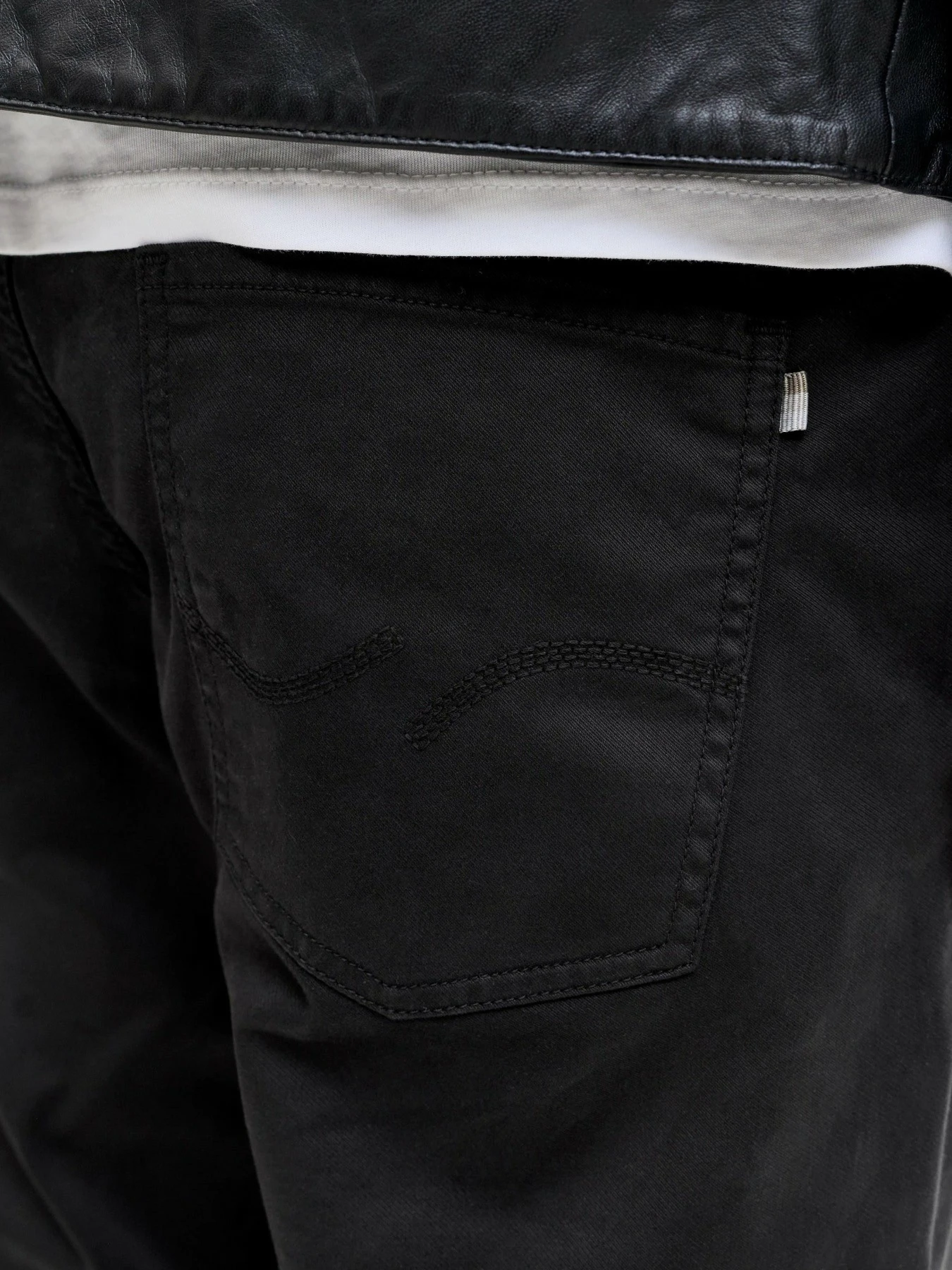 Брюки JACK & JONES модель 12293328-Black Брюки JACK & JONES модель 12293328-Black Фото