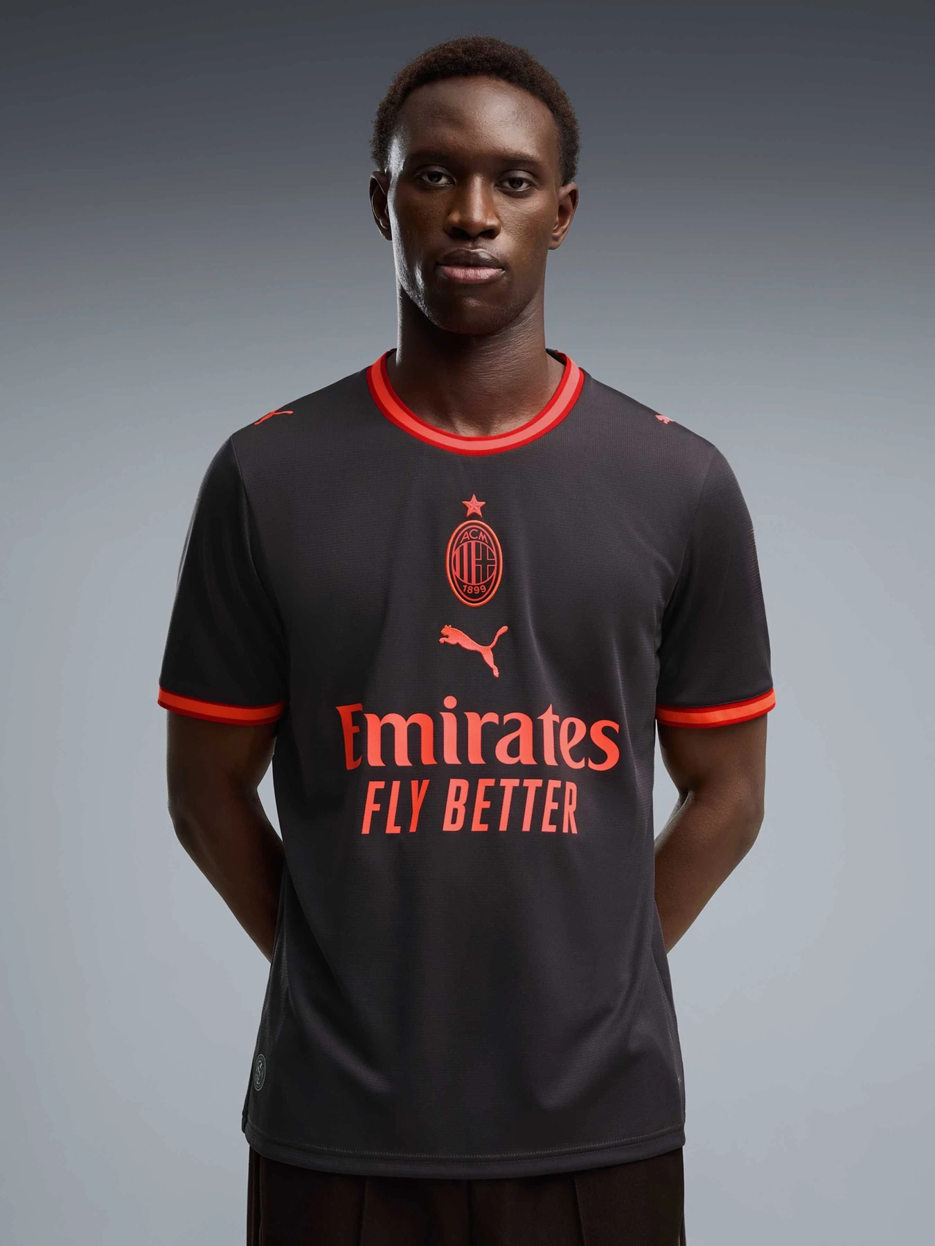 Футболки и поло PUMA Acm Third Jersey Replica модель 784138 Футболки и поло PUMA Acm Third Jersey Replica модель 784138 Фото
