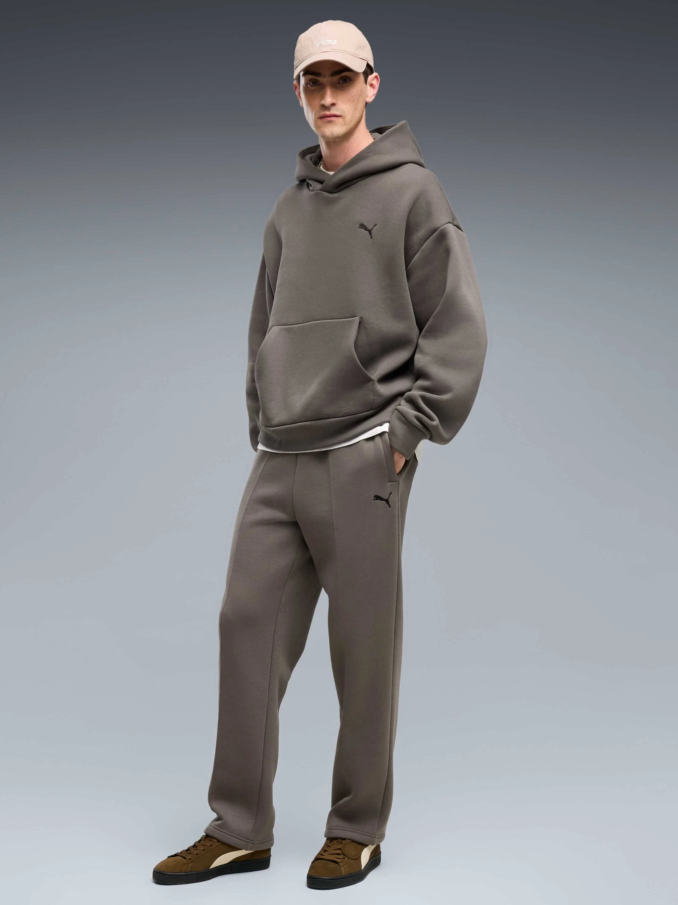 Брюки PUMA Ess Heavy Fleece Sweatpants модель 638739 Брюки PUMA Ess Heavy Fleece Sweatpants модель 638739 Фото