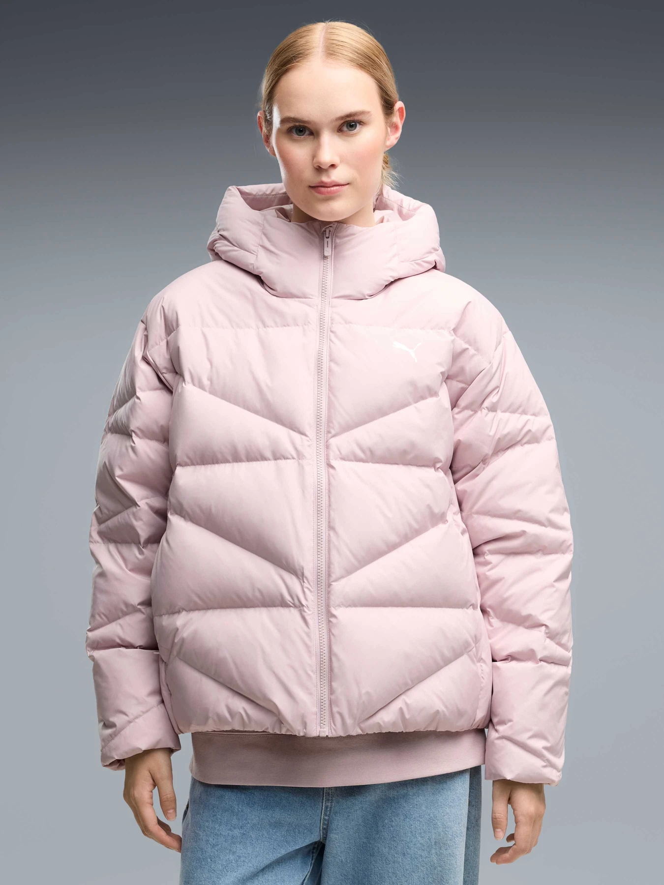 Куртки та дублянки PUMA Hooded Down Puffer Jacket W модель 694580 Куртки та дублянки PUMA Hooded Down Puffer Jacket W модель 694580 Фото