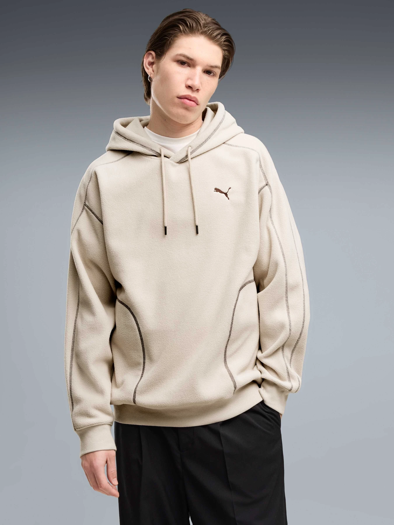 Худи и свитшоты PUMA Ess Elevated Relaxed Winter модель 694312 Худи и свитшоты PUMA Ess Elevated Relaxed Winter модель 694312 Фото