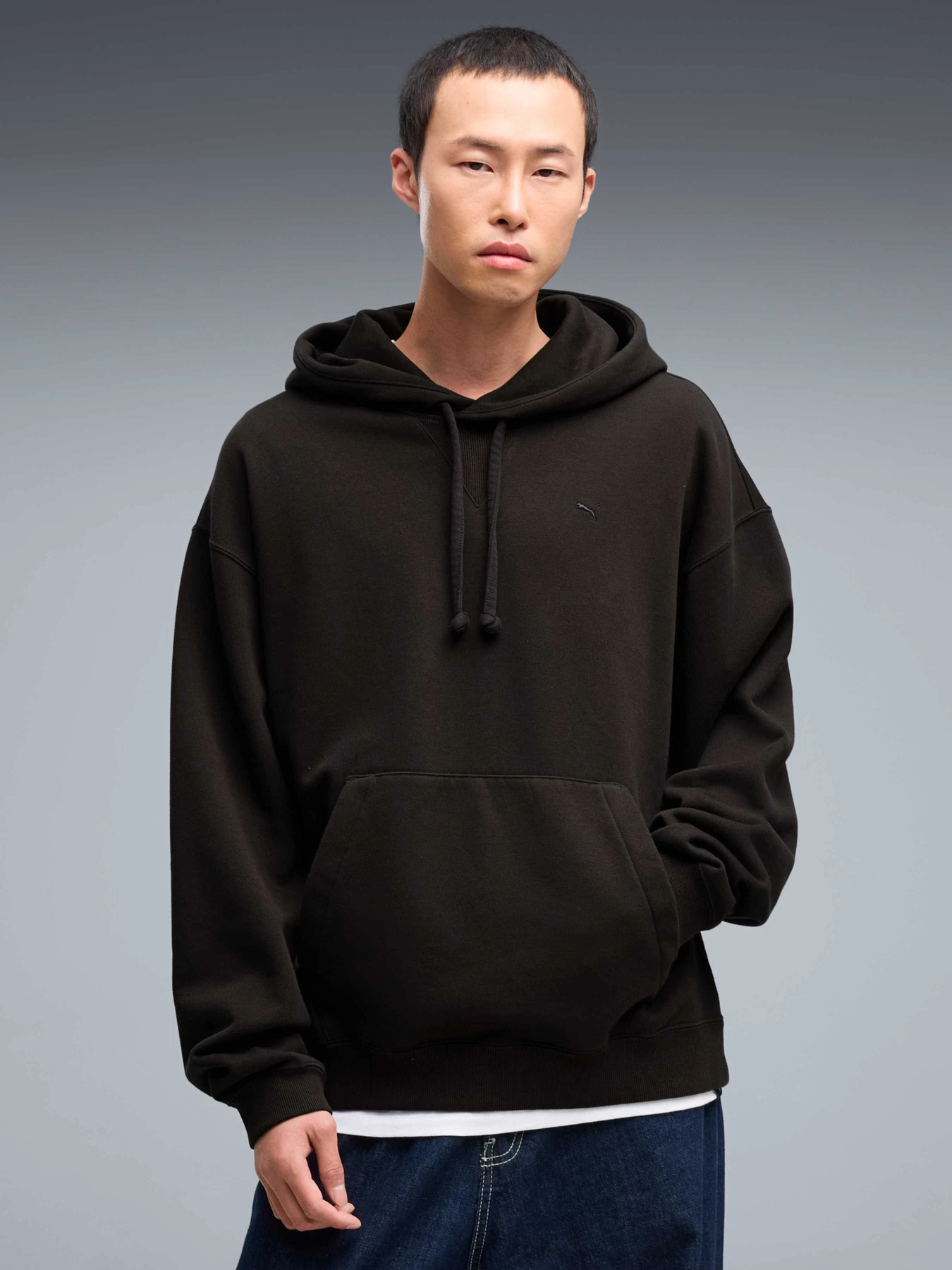 Худи и свитшоты PUMA Graphic Hoodie модель 637883 Худи и свитшоты PUMA Graphic Hoodie модель 637883 Фото