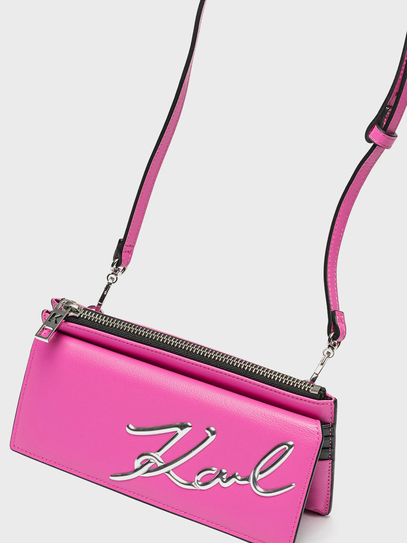 Сумки Karl Lagerfeld модель 240W3203 Фото