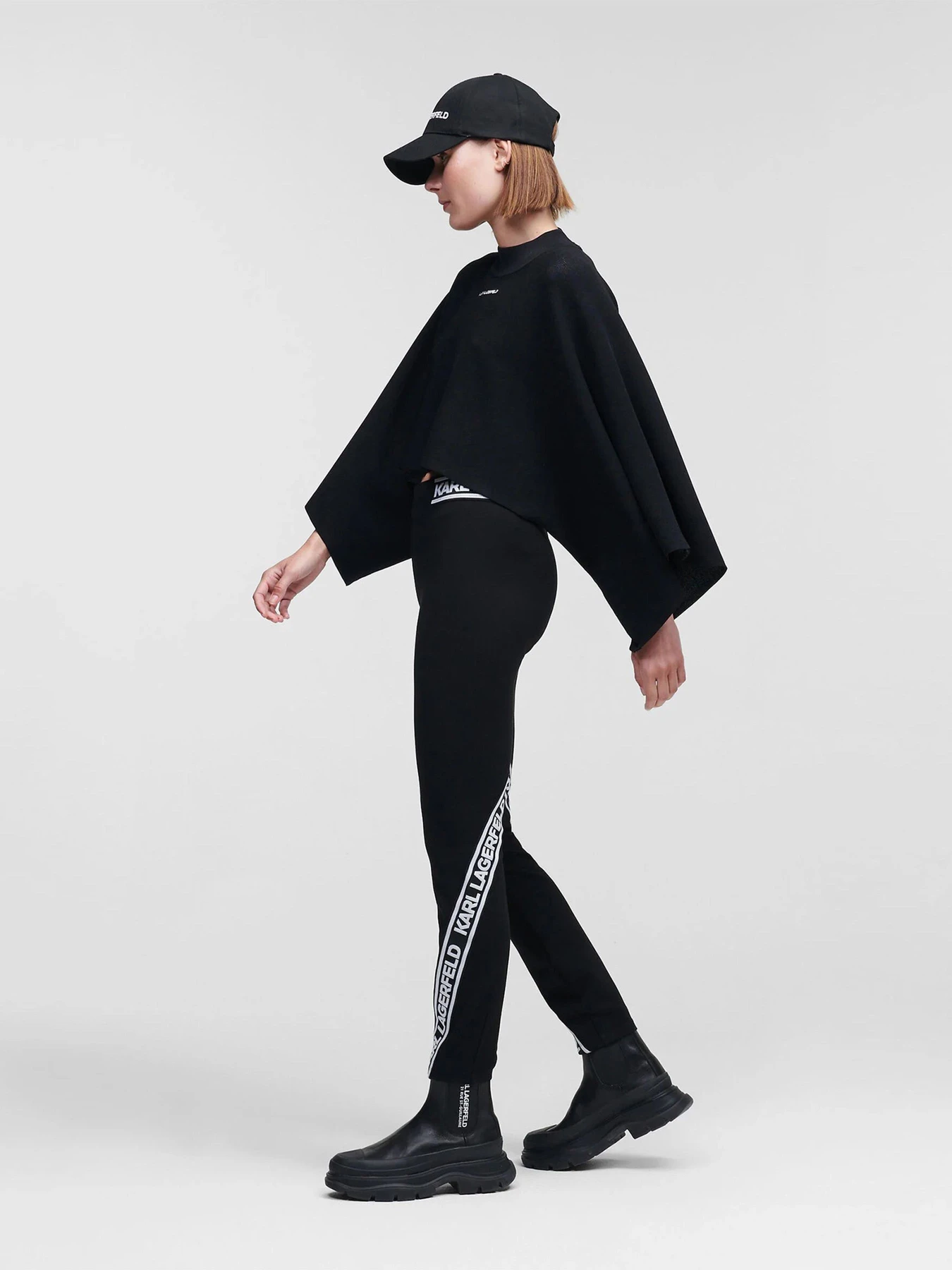 Светри та кардигани Karl Lagerfeld модель 225W2002 Фото