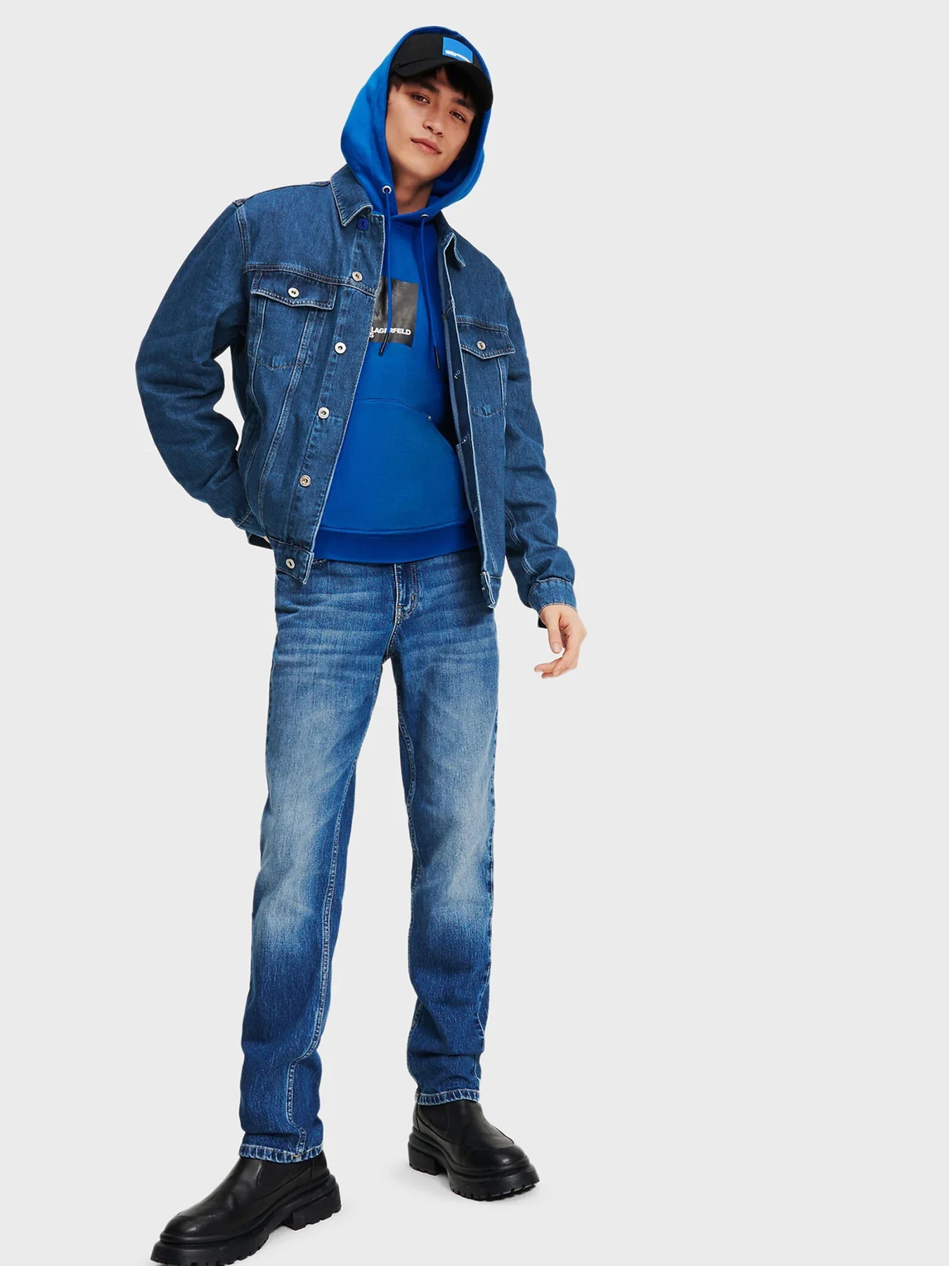 Худи и свитшоты Karl Lagerfeld Jeans модель 240D1809 Фото