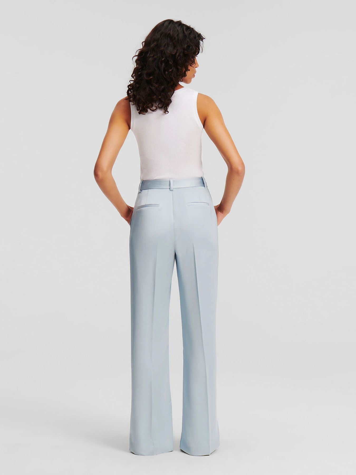 Брюки Karl Lagerfeld модель 241W1009 Брюки Karl Lagerfeld модель 241W1009 Фото