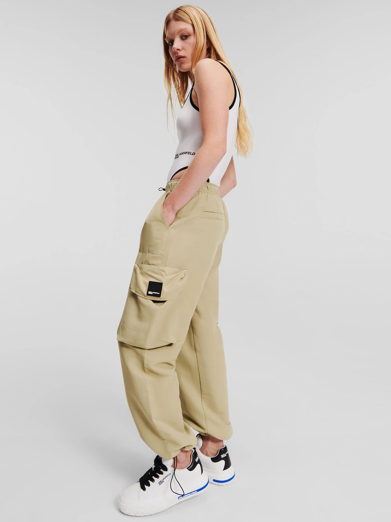 Брюки Karl Lagerfeld Jeans модель 241J1000 Фото