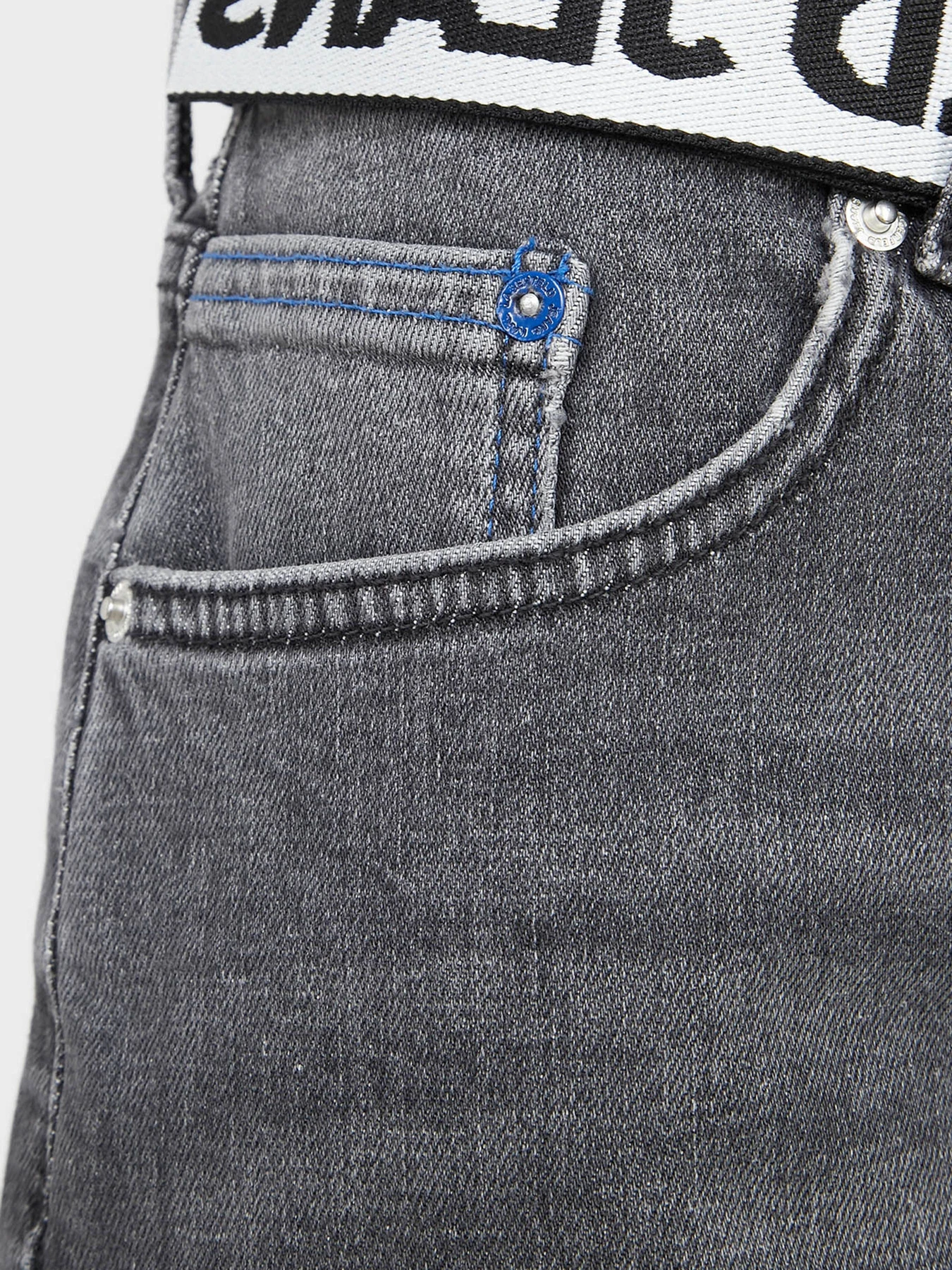 Шорты Karl Lagerfeld Jeans модель 241J1121 Шорты Karl Lagerfeld Jeans модель 241J1121 Фото