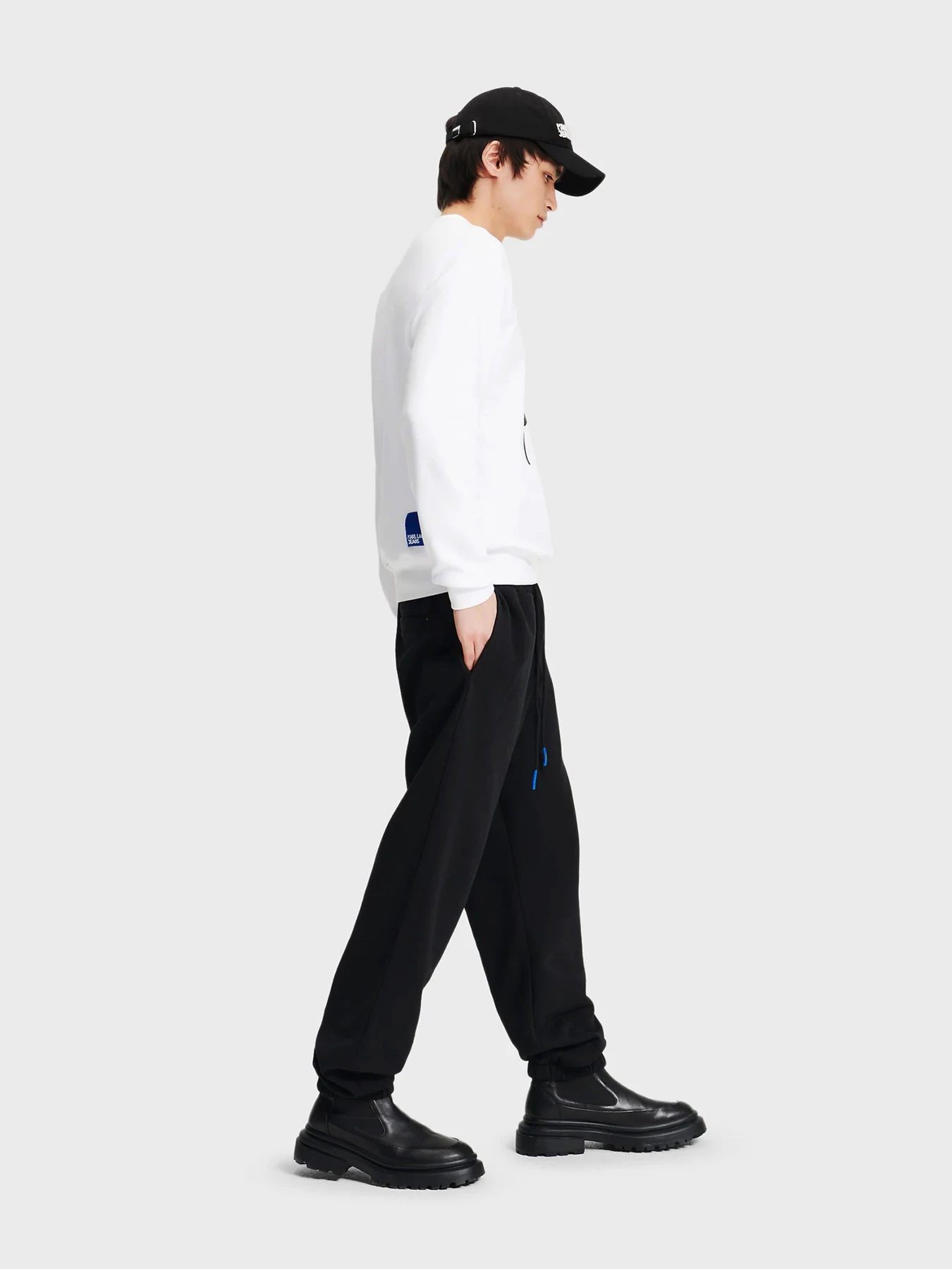 Брюки Karl Lagerfeld Jeans модель 245D1000 Брюки Karl Lagerfeld Jeans модель 245D1000 Фото