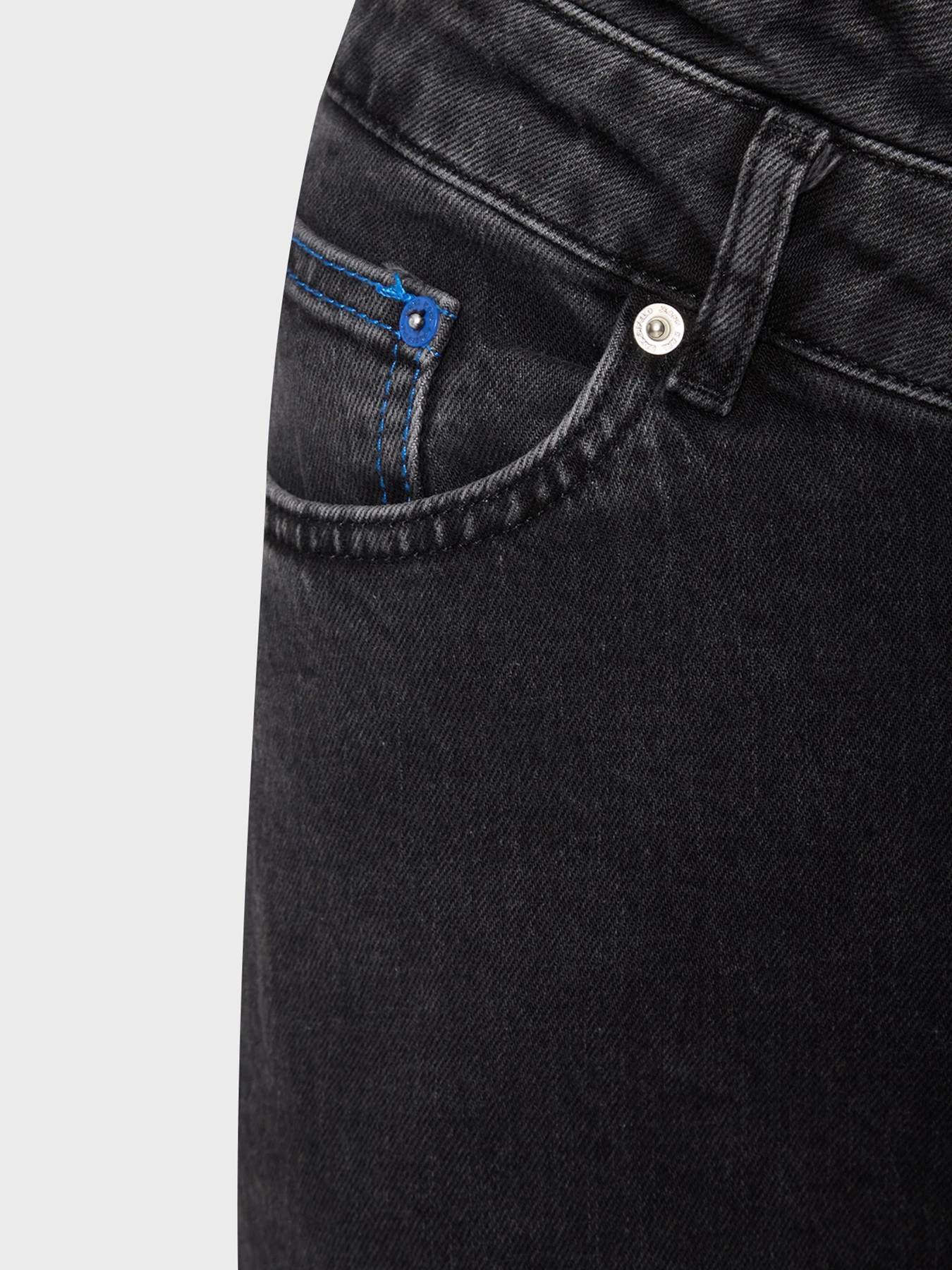 Джинсы Karl Lagerfeld Jeans модель 245J1104 Джинсы Karl Lagerfeld Jeans модель 245J1104 Фото