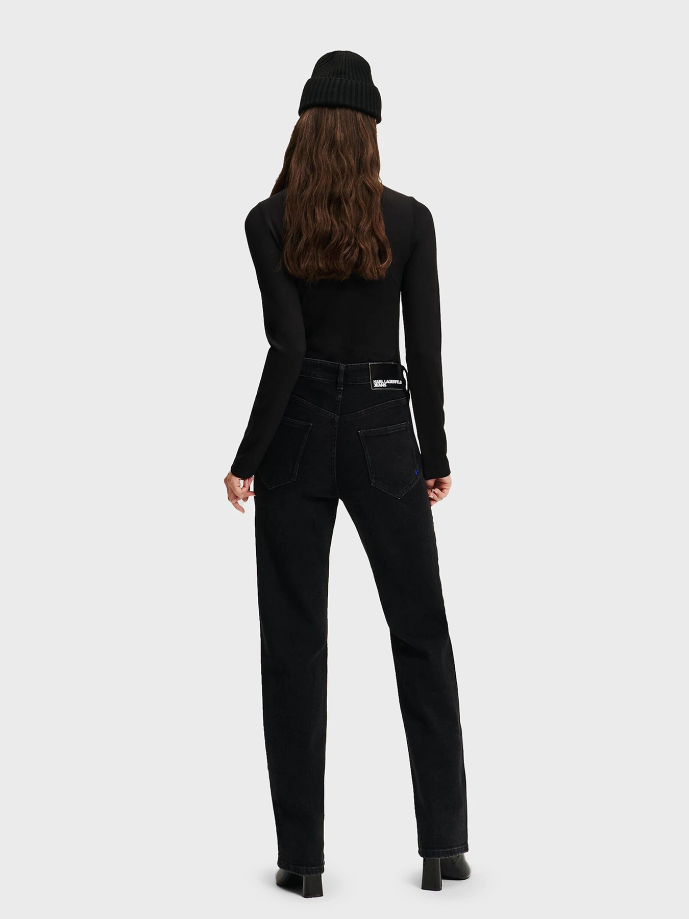 Джинсы Karl Lagerfeld Jeans модель 245J1116 Джинсы Karl Lagerfeld Jeans модель 245J1116 Фото