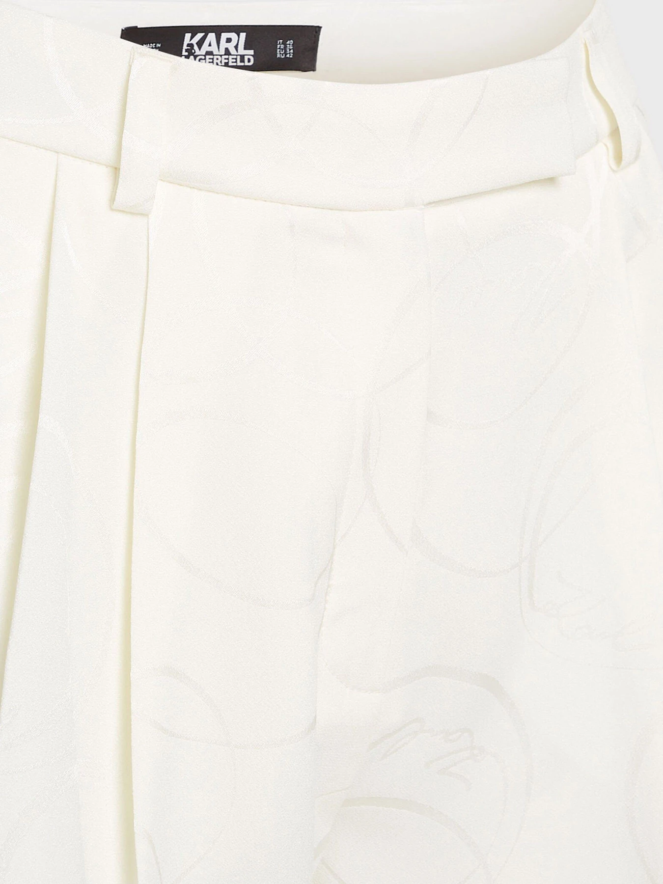 Шорты Karl Lagerfeld модель 245W1002 Шорты Karl Lagerfeld модель 245W1002 Фото