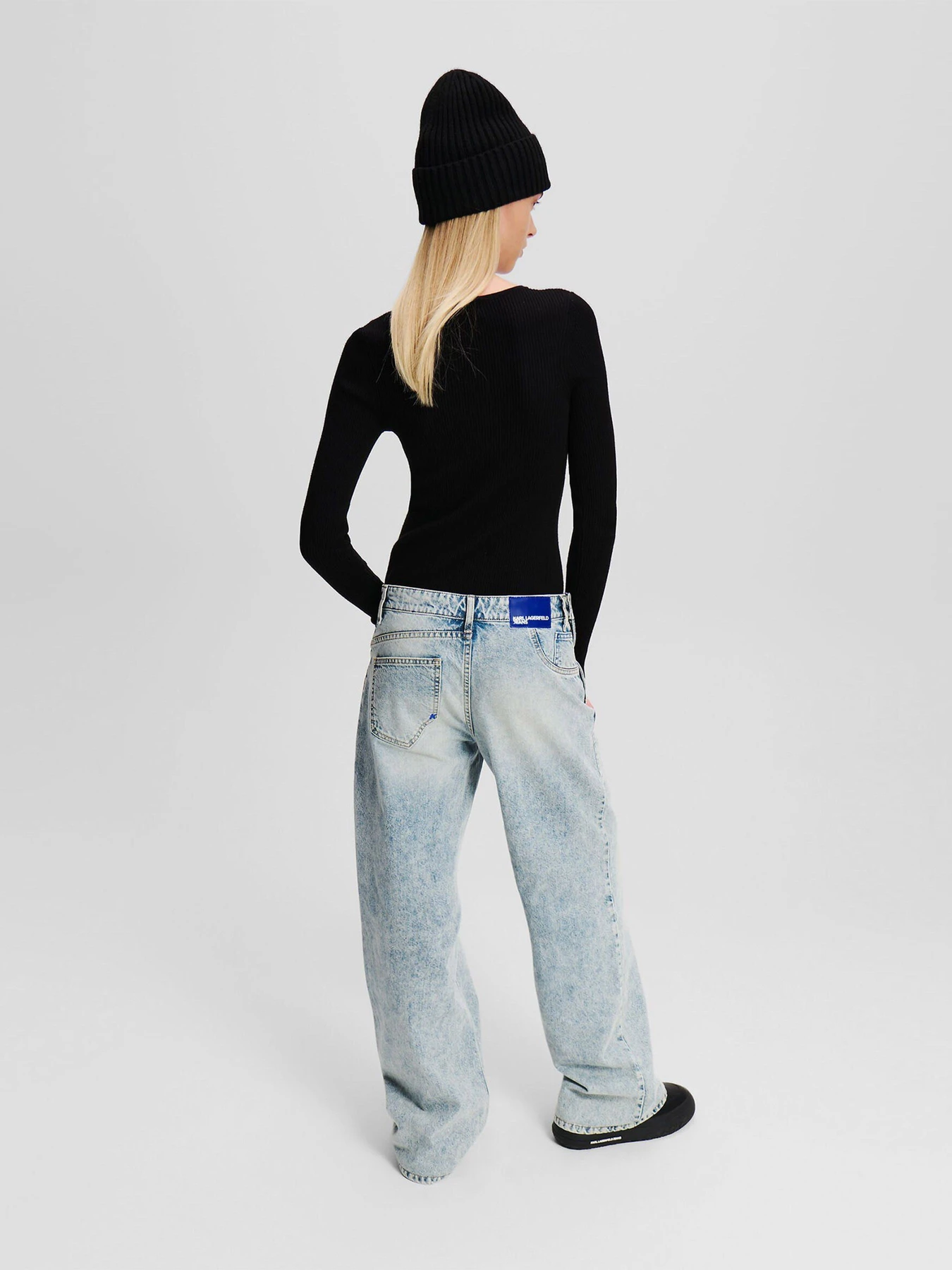 Джинсы Karl Lagerfeld Jeans модель 246J1121 Джинсы Karl Lagerfeld Jeans модель 246J1121 Фото