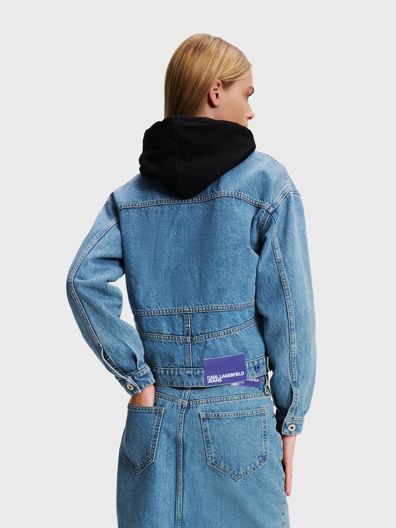 Куртки и дубленки Karl Lagerfeld Jeans модель 246J1400 Фото