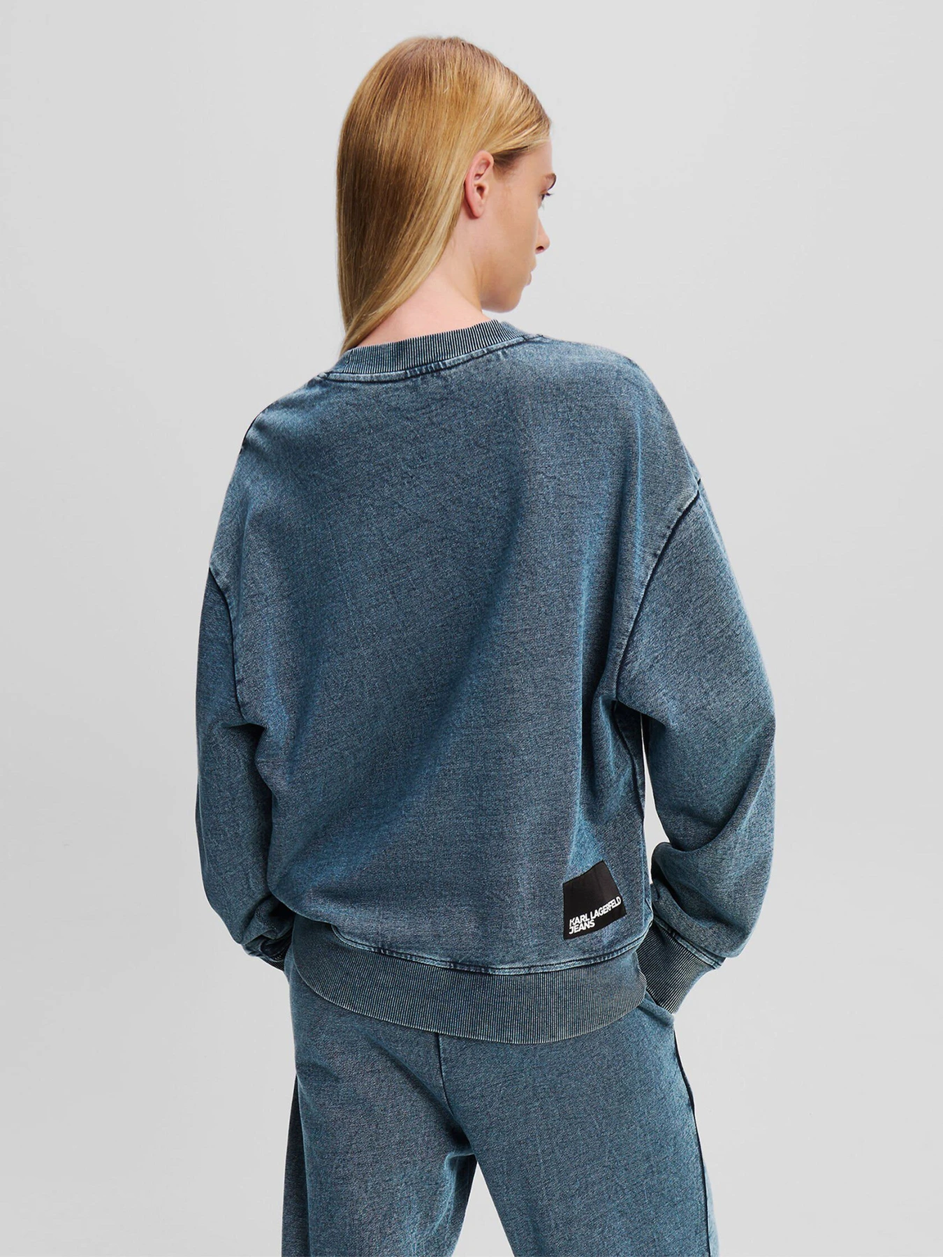 Худи и свитшоты Karl Lagerfeld Jeans модель 246J1801 Фото