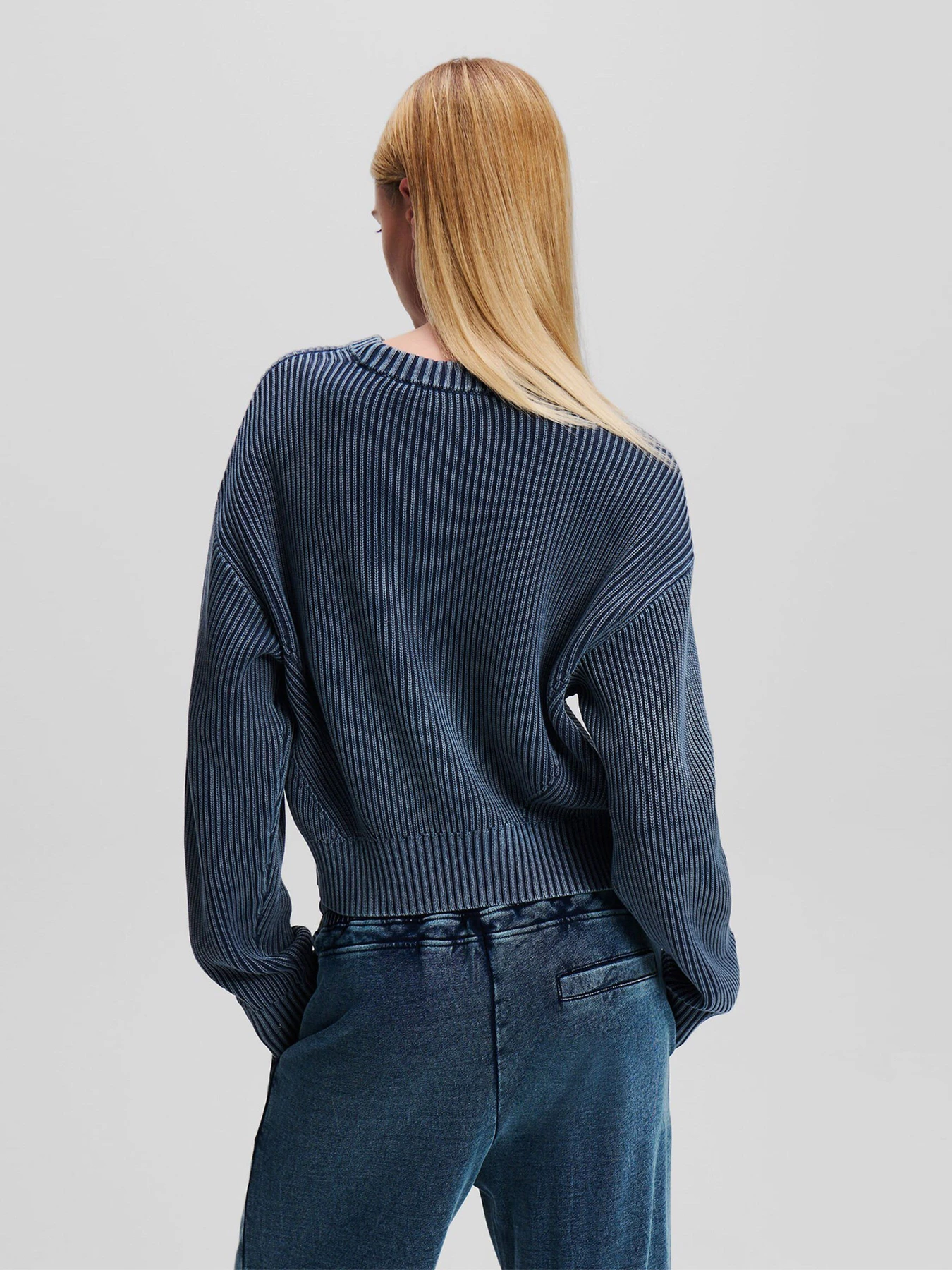 Свитеры и кардиганы Karl Lagerfeld Jeans модель 246J2001 Фото