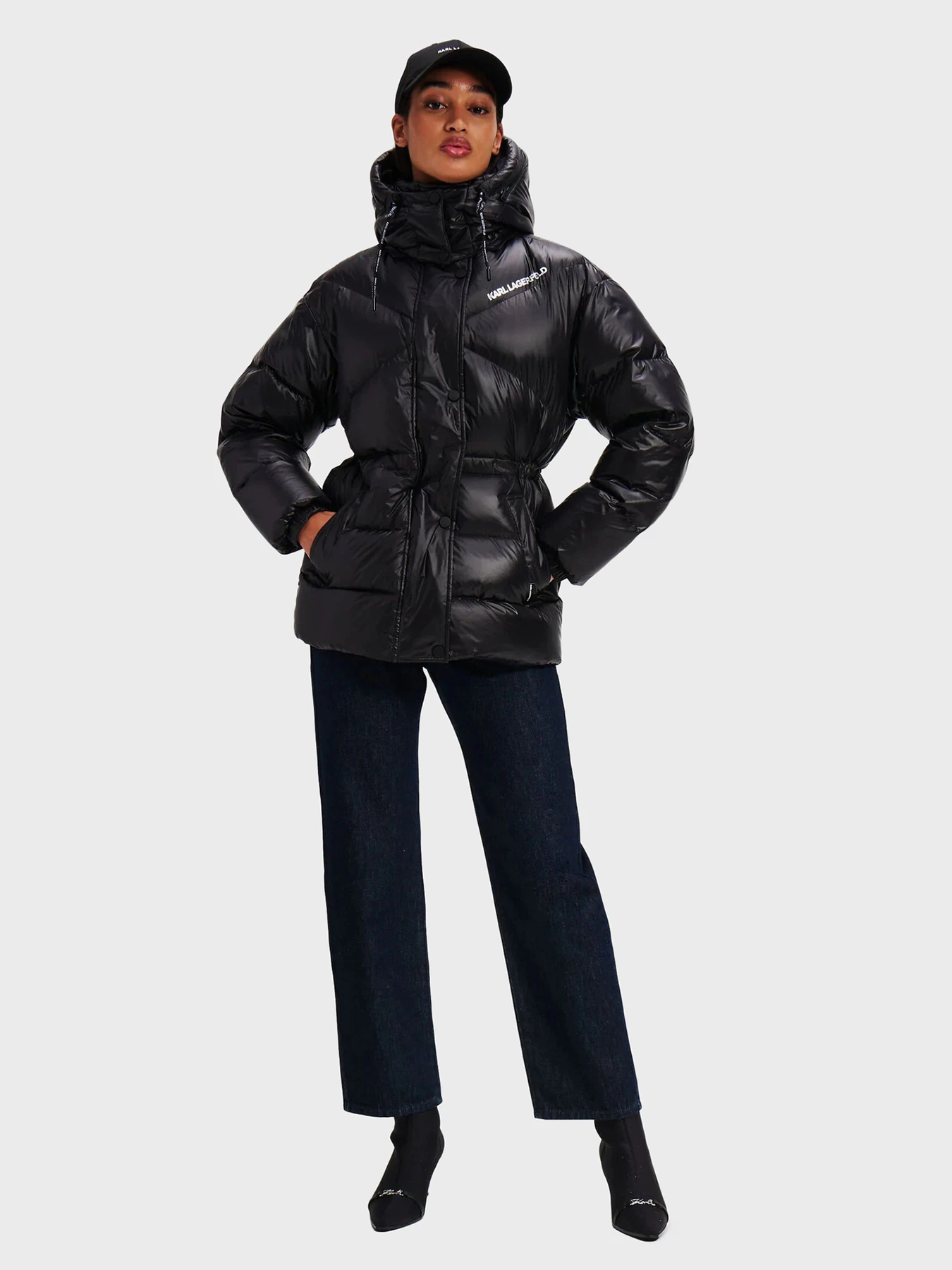 Куртки и дубленки Karl Lagerfeld модель 246W1510 Фото