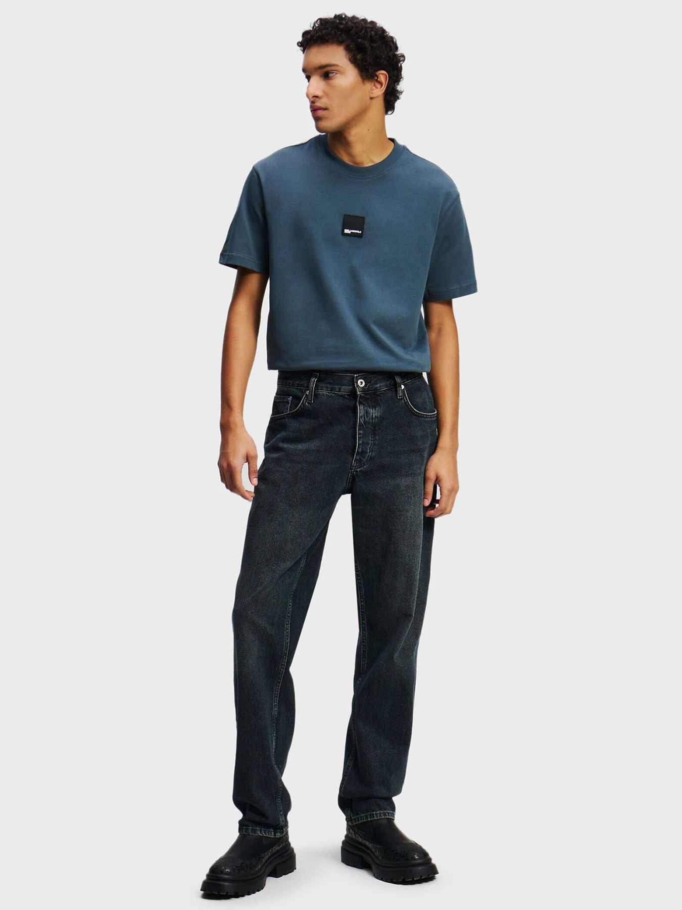 Джинсы Karl Lagerfeld Jeans модель A1M10102 Джинсы Karl Lagerfeld Jeans модель A1M10102 Фото