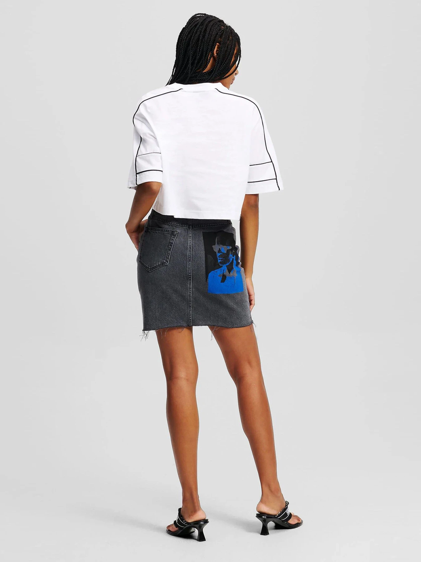 Юбки Karl Lagerfeld Jeans модель A2W12025 Юбки Karl Lagerfeld Jeans модель A2W12025 Фото