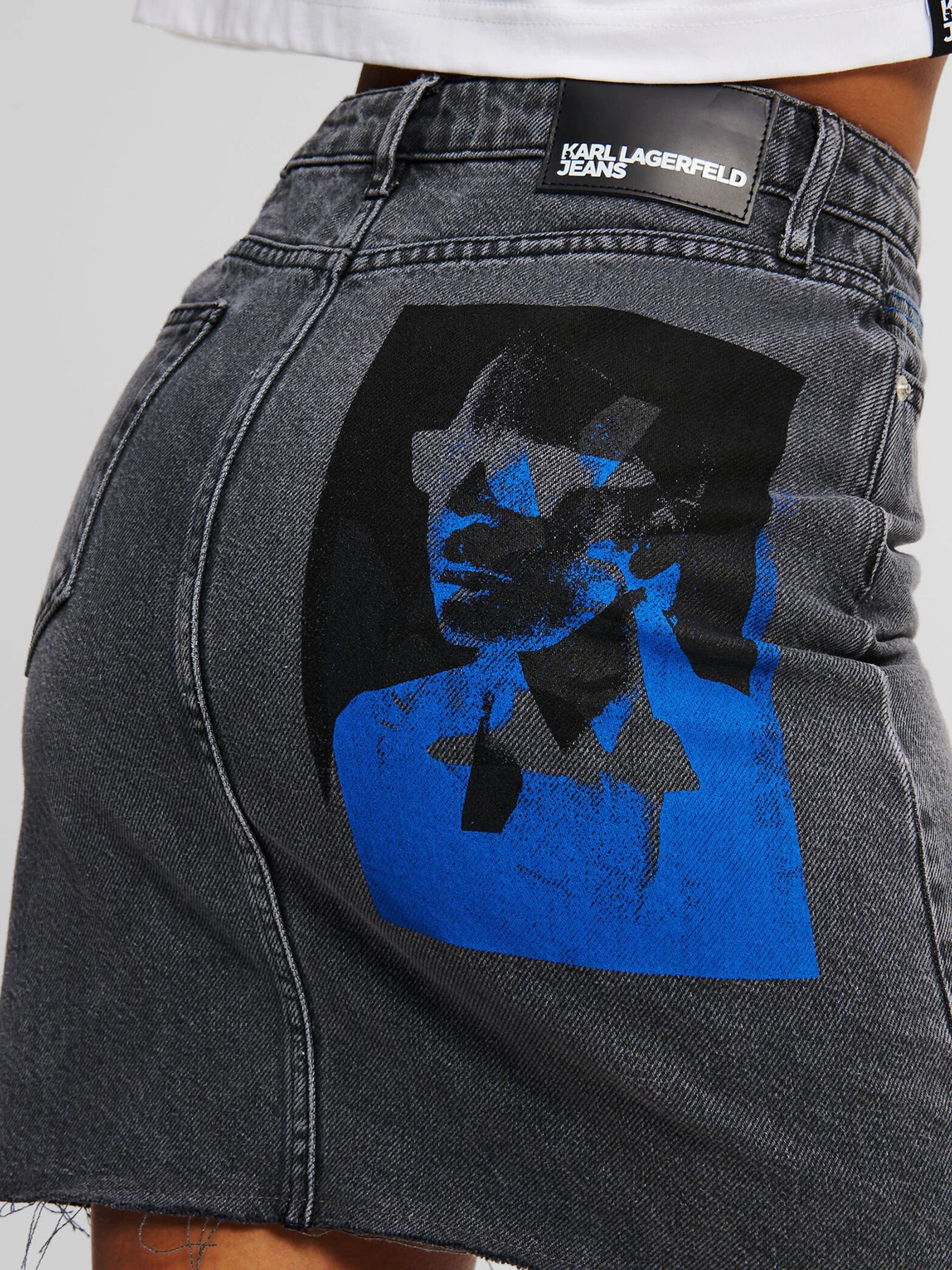 Юбки Karl Lagerfeld Jeans модель A2W12025 Юбки Karl Lagerfeld Jeans модель A2W12025 Фото