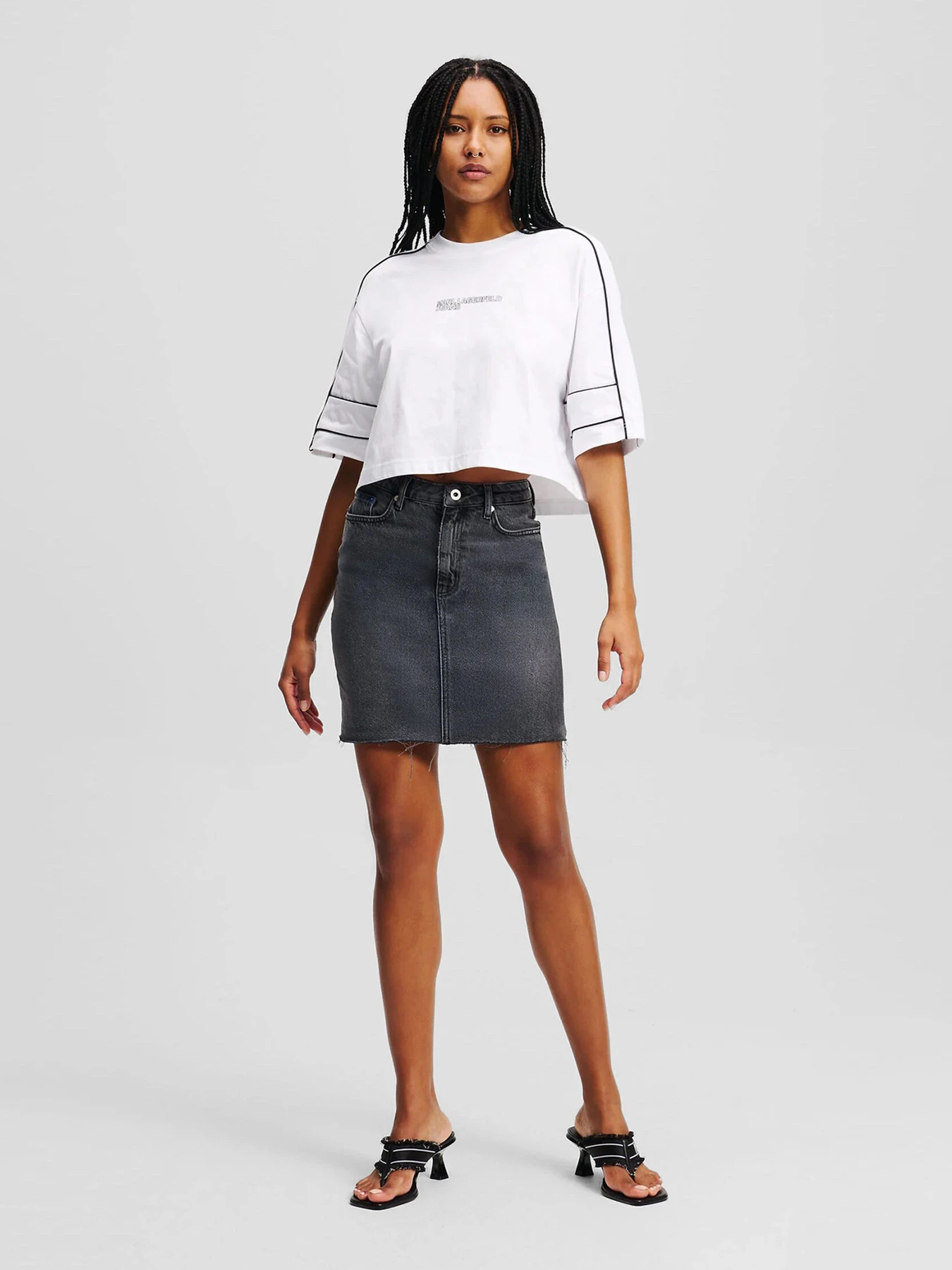Юбки Karl Lagerfeld Jeans модель A2W12025 Юбки Karl Lagerfeld Jeans модель A2W12025 Фото