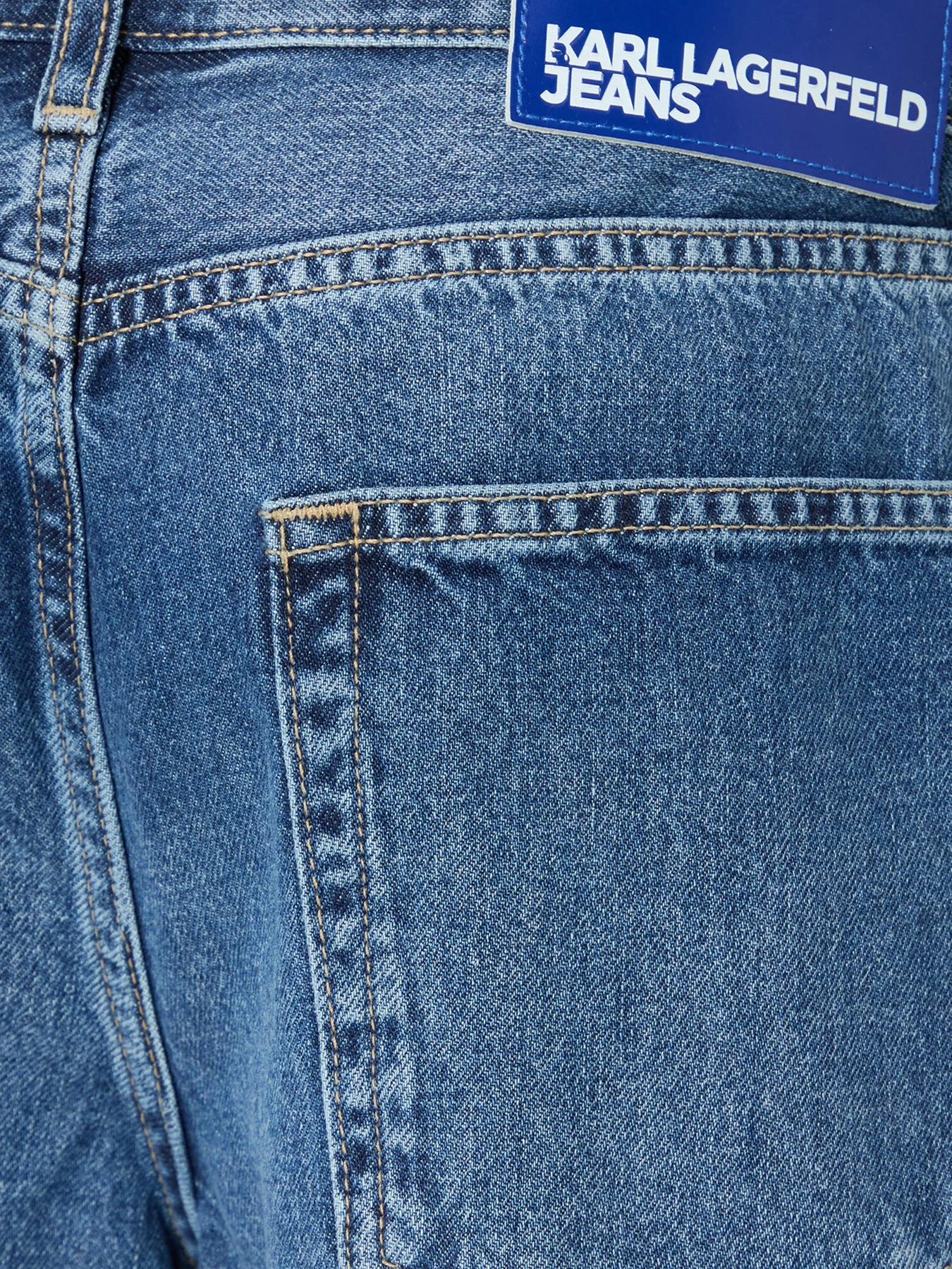 Шорты Karl Lagerfeld Jeans модель A2M10132 Шорты Karl Lagerfeld Jeans модель A2M10132 Фото