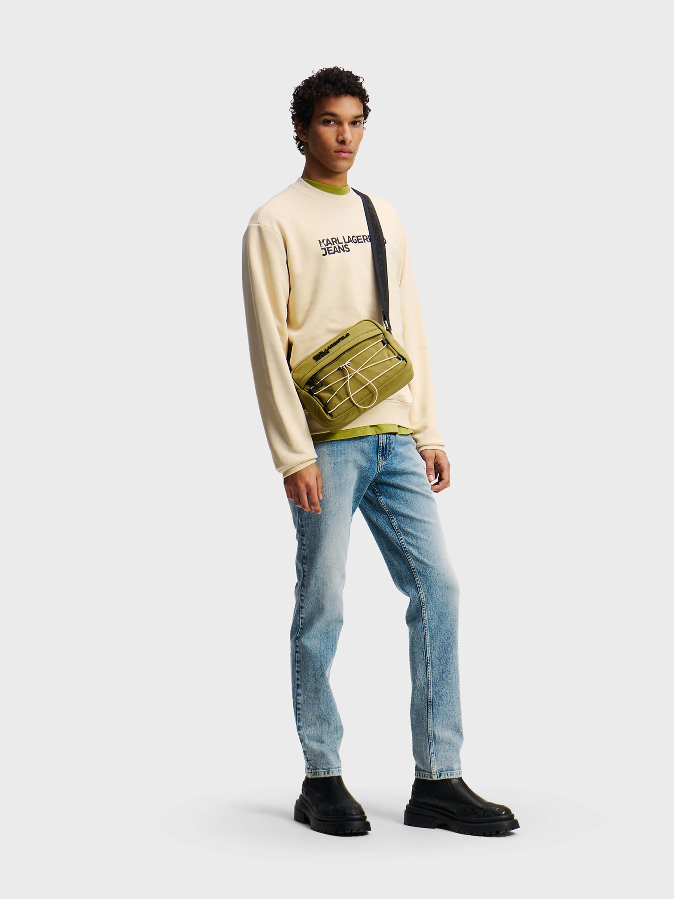 Джинсы Karl Lagerfeld Jeans модель A2M10125 Джинсы Karl Lagerfeld Jeans модель A2M10125 Фото