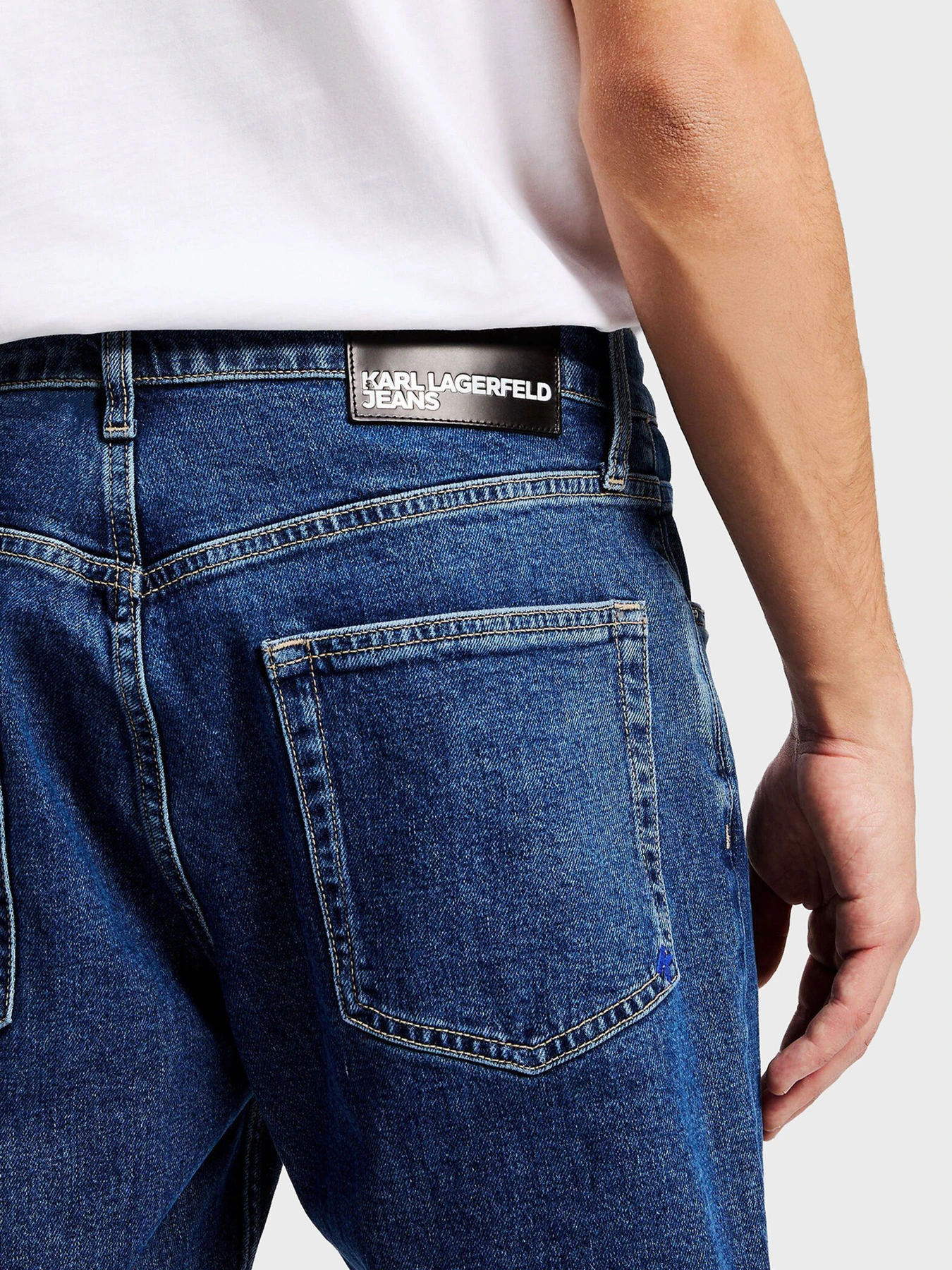Джинсы Karl Lagerfeld Jeans модель A3M10035 Джинсы Karl Lagerfeld Jeans модель A3M10035 Фото