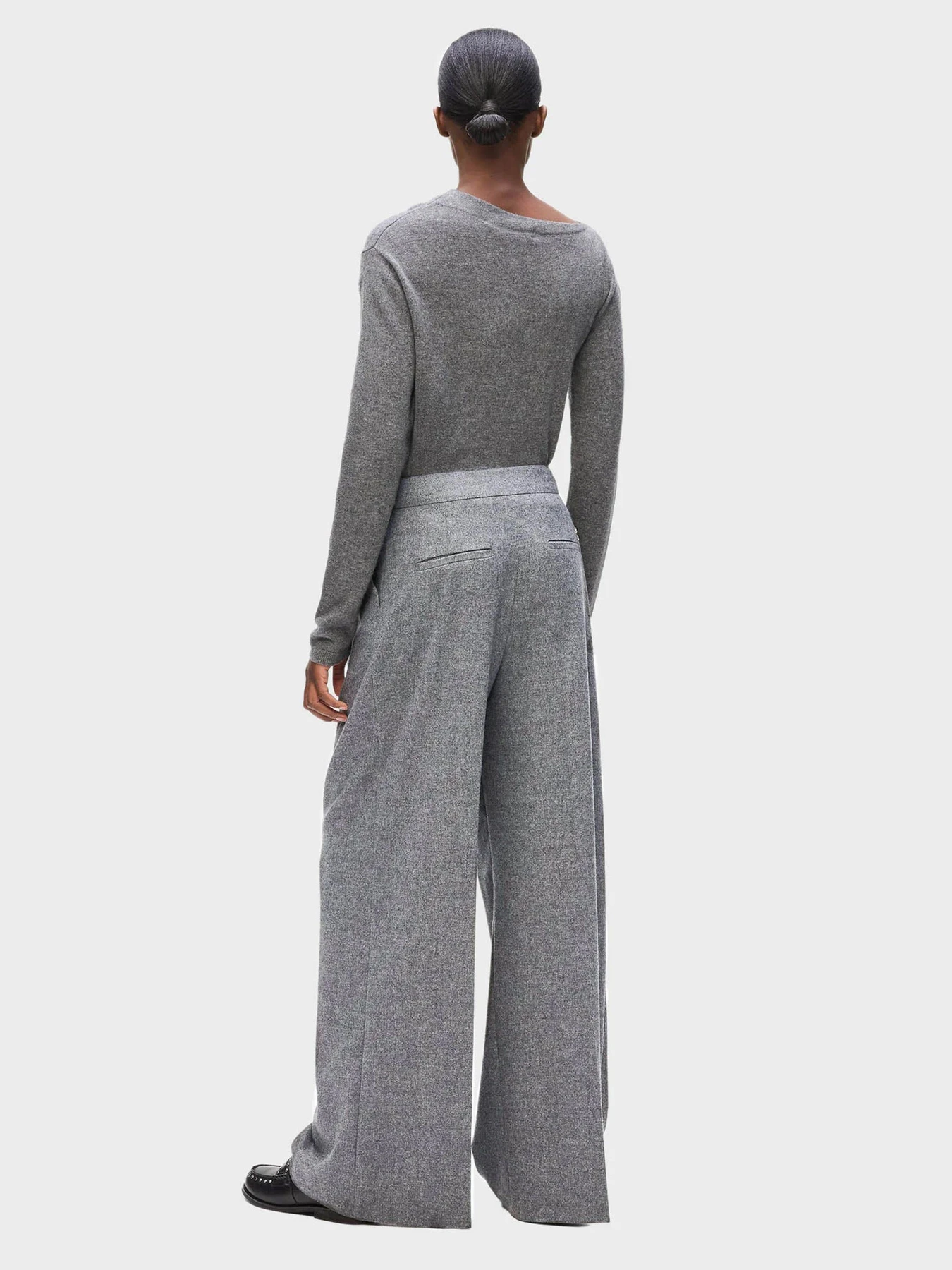 Брюки Karl Lagerfeld модель A4W10112 Брюки Karl Lagerfeld модель A4W10112 Фото