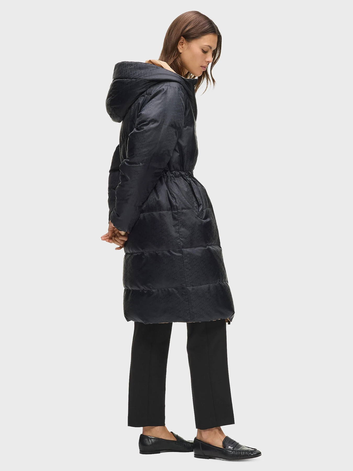 Куртки и дубленки Karl Lagerfeld модель A4W15045 Фото