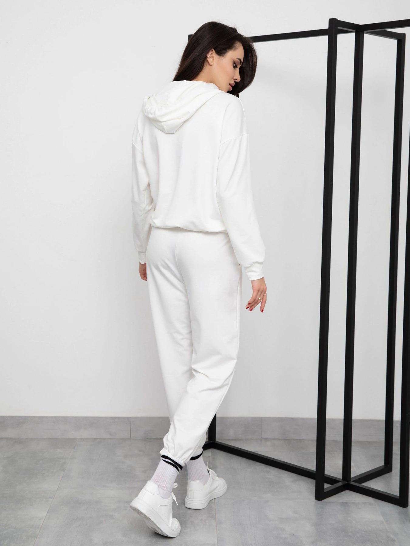 Костюмы ISSA Plus модель 13228_white Фото