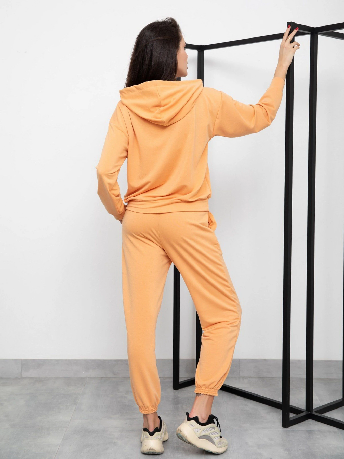 Костюмы ISSA Plus модель 13228_mustard Костюмы ISSA Plus модель 13228_mustard Фото