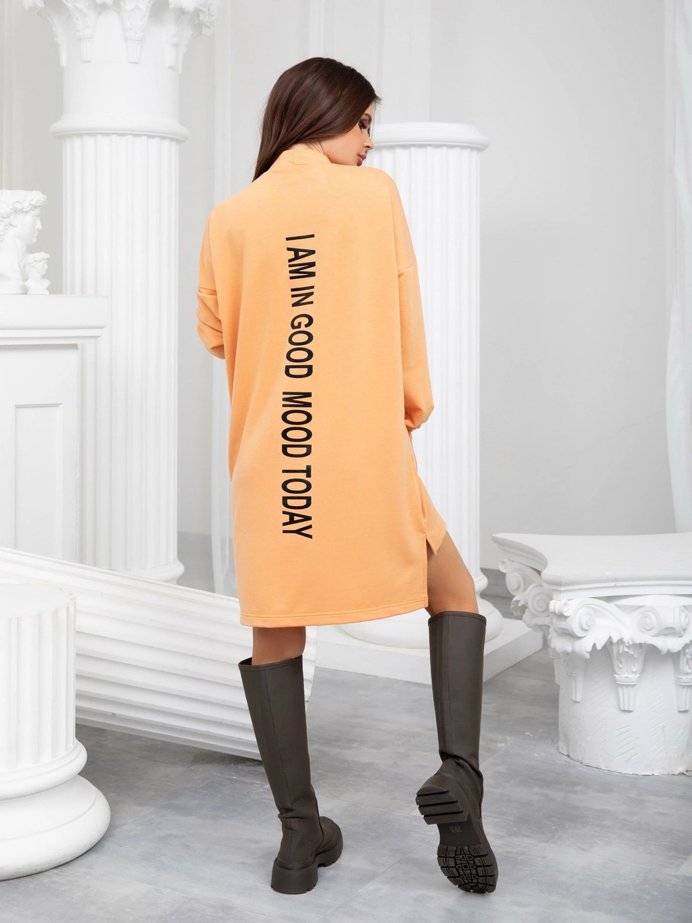 Платья ISSA Plus модель 13229_mustard Платья ISSA Plus модель 13229_mustard Фото