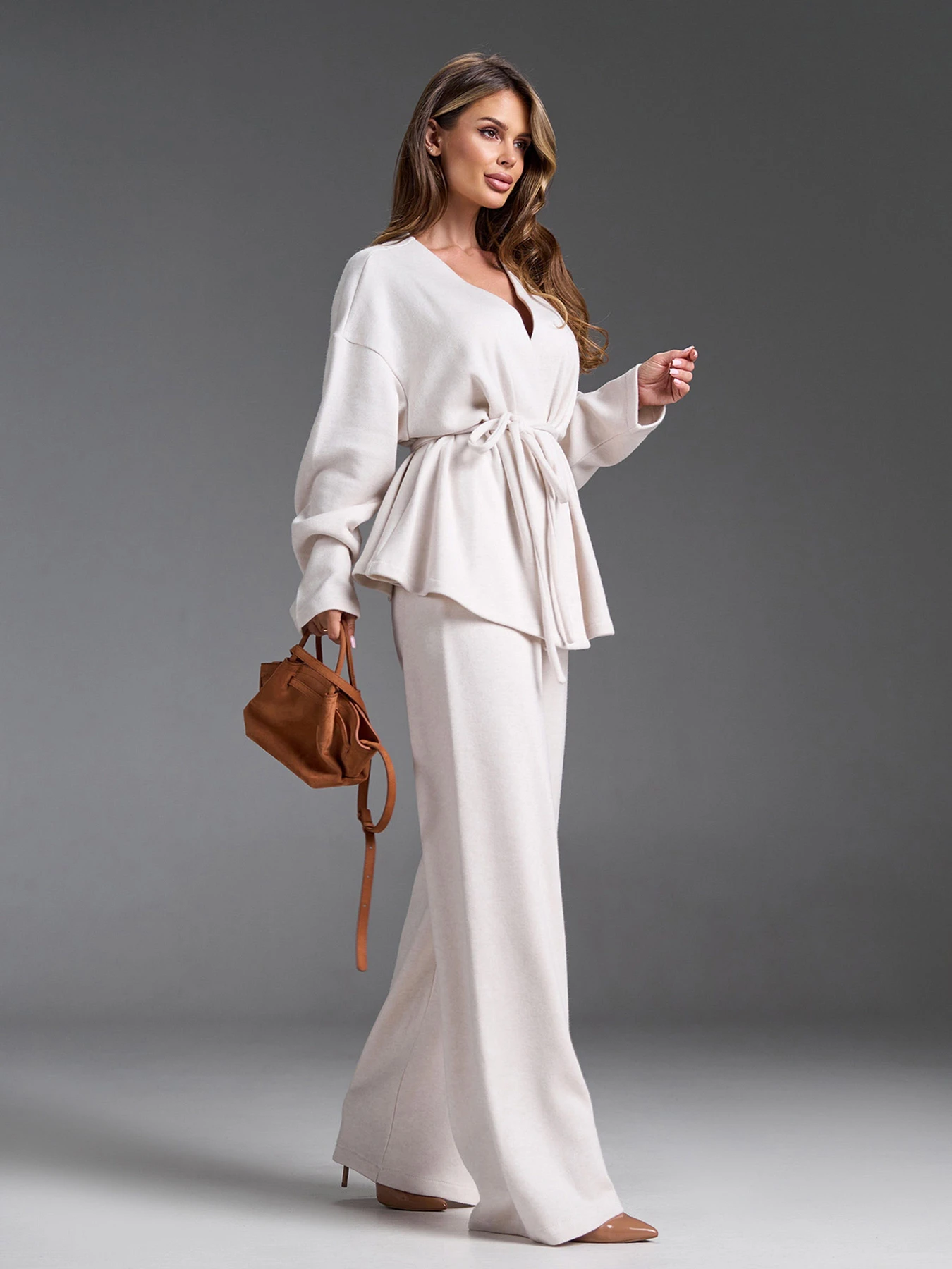 Костюмы ISSA Plus модель 15849_молочный Костюмы ISSA Plus модель 15849_молочный Фото