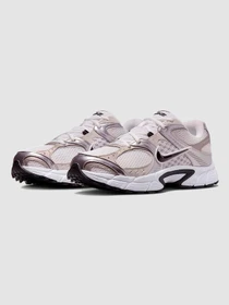 Кроссовки NIKE V5 Rnr модель HJ5228-104 Фото