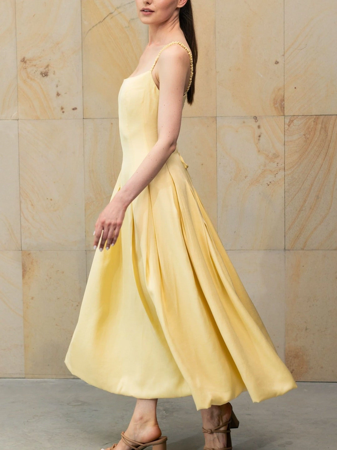 Сукні BUDZIKO Buttercup модель BTRCP-YLW-DRS-SS24 Фото