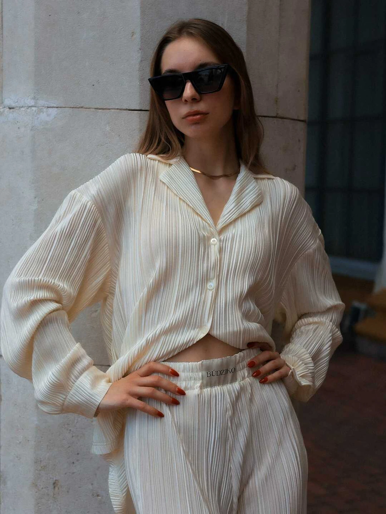 Рубашки BUDZIKO Amelia модель AML-WHT-SHRT-SS22 Фото