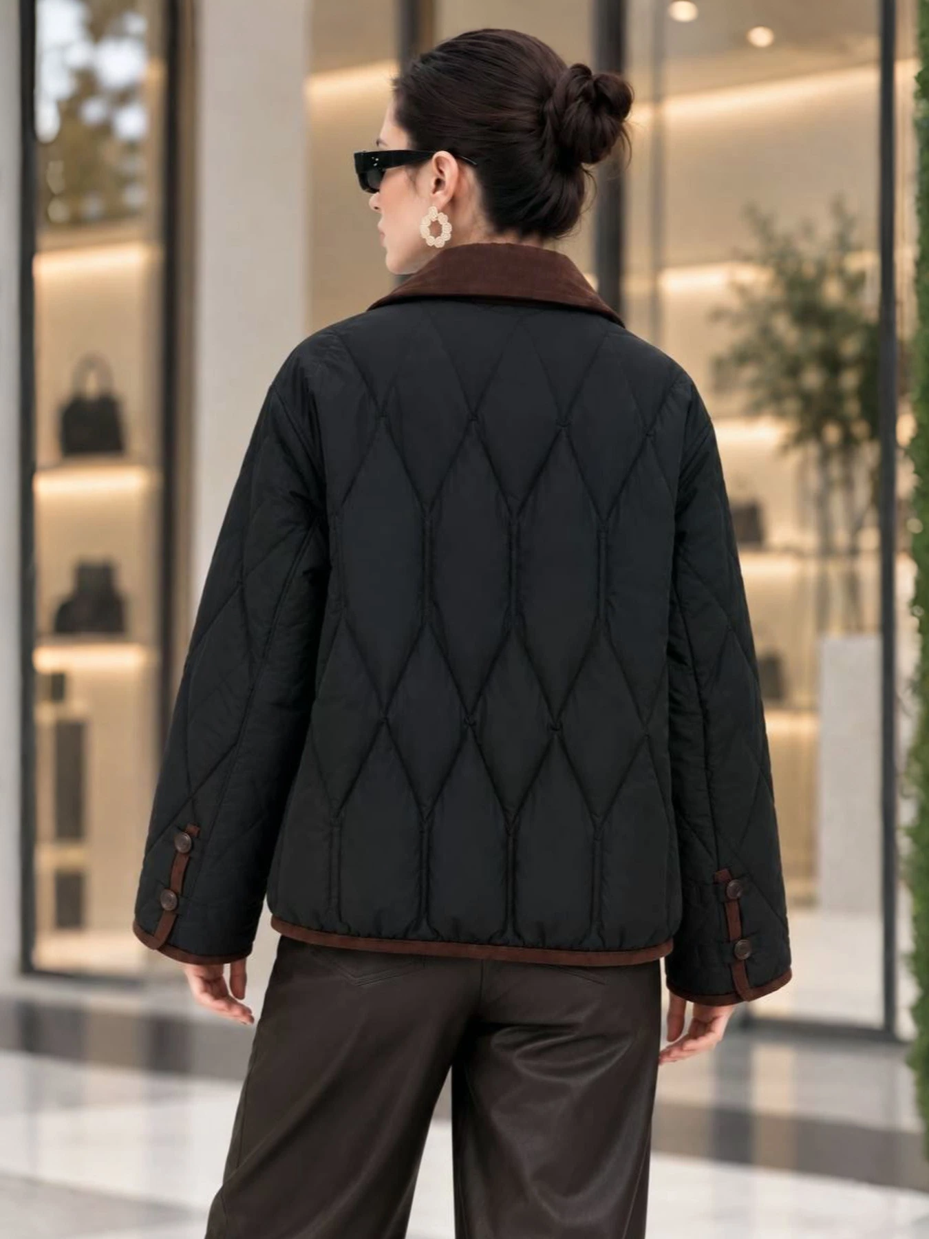 Куртки и дубленки VIVA WEAR Женская демисезонная куртка ультралегкая весна-осень Viva Wear модель 81065 модель 81065-black Куртки и дубленки VIVA WEAR Женская демисезонная куртка ультралегкая весна-осень Viva Wear модель 81065 модель 81065-black Фото