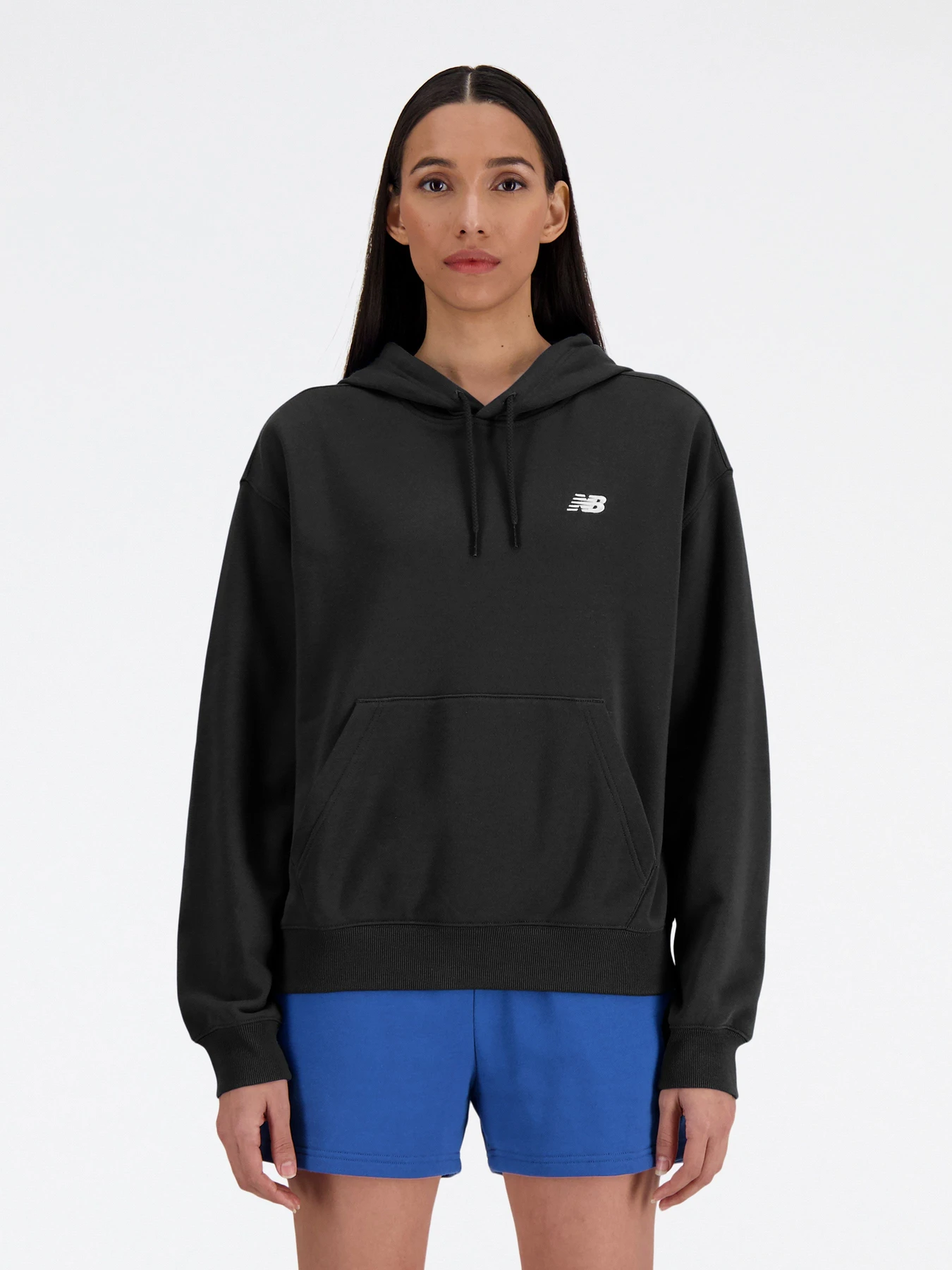 Худи и свитшоты New Balance Essentials Fleece модель WT41510BK Фото