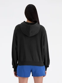 Худи и свитшоты New Balance Essentials Fleece модель WT41510BK Фото