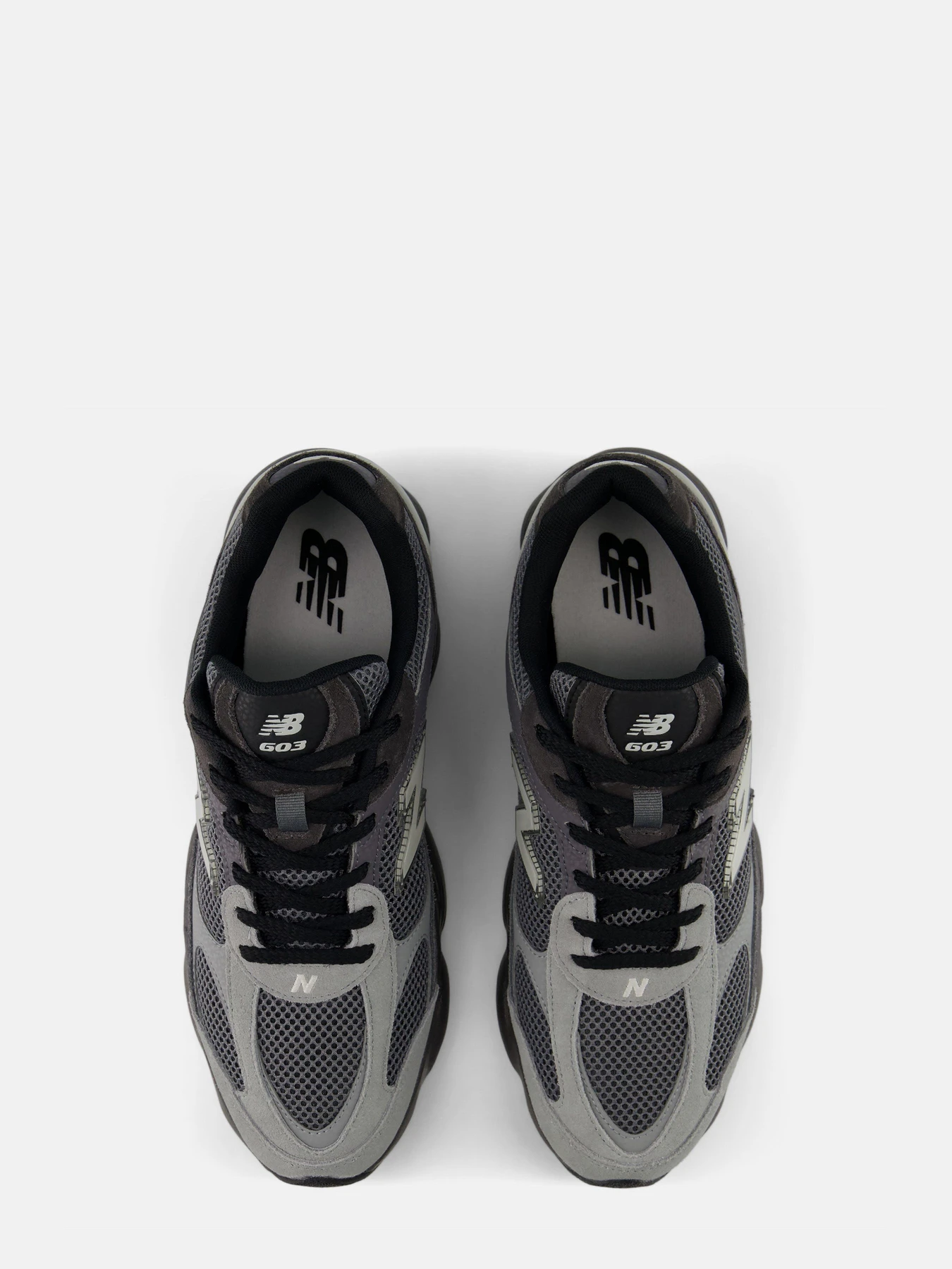 Кроссовки New Balance модель M6032DK Кроссовки New Balance модель M6032DK Фото