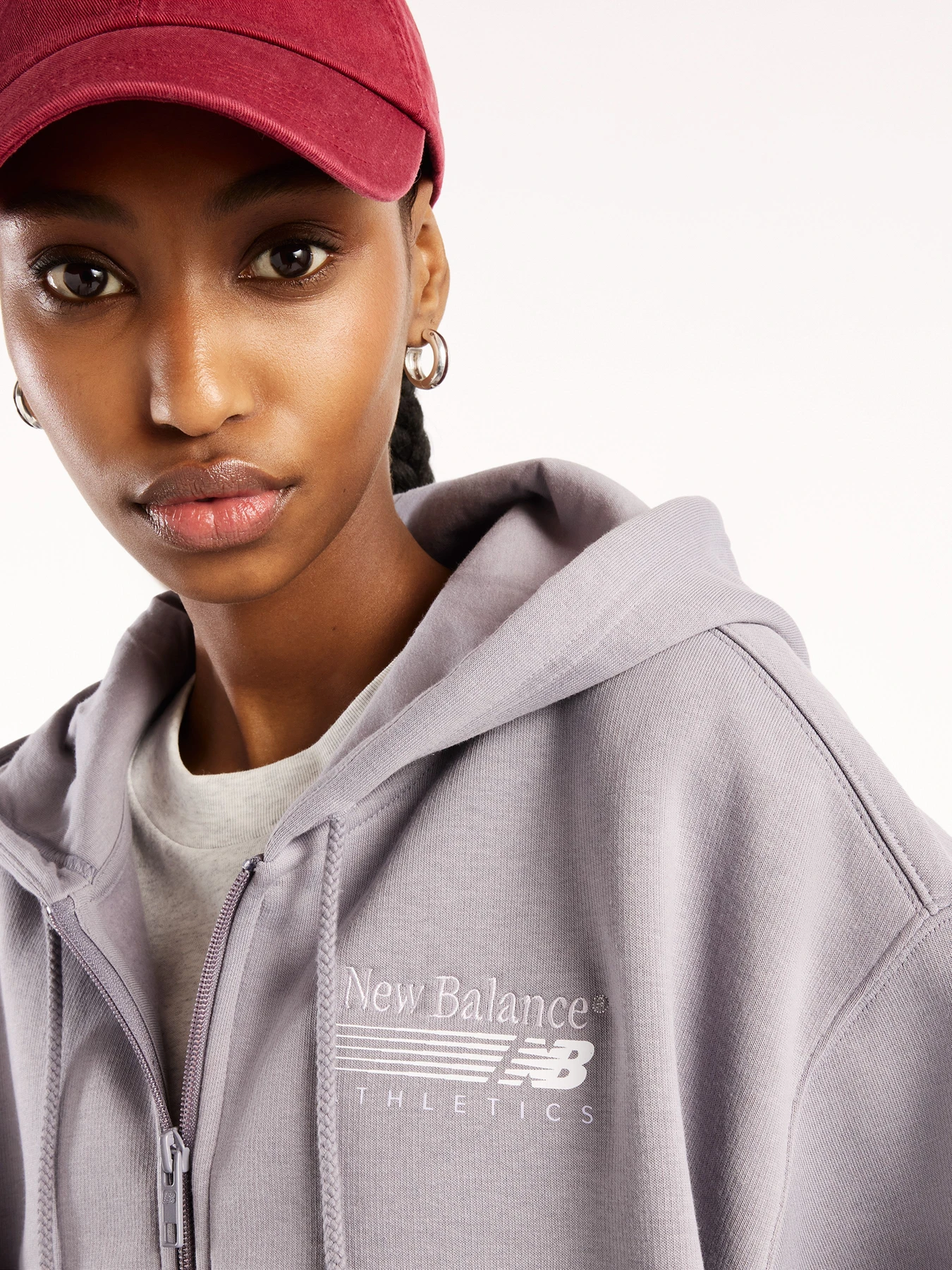 Худи и свитшоты New Balance Trackside Fleece Full Zip модель WJ62P2UPOFG Фото