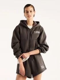 Худі та світшоти New Balance Trackside Fleece Full Zip модель WJ62P2UPBLK Фото