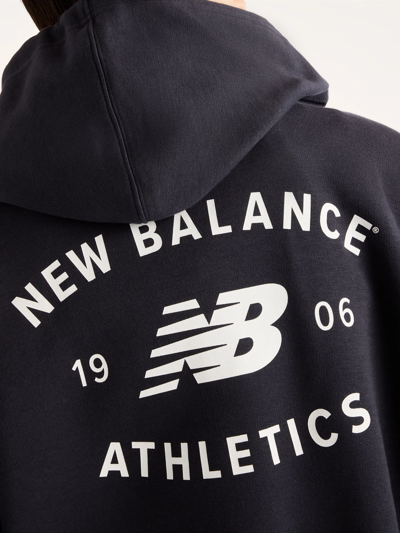 Худи и свитшоты New Balance Reimagined Fleece Full Zip модель WJ62C4N2DNT Худи и свитшоты New Balance Reimagined Fleece Full Zip модель WJ62C4N2DNT Фото